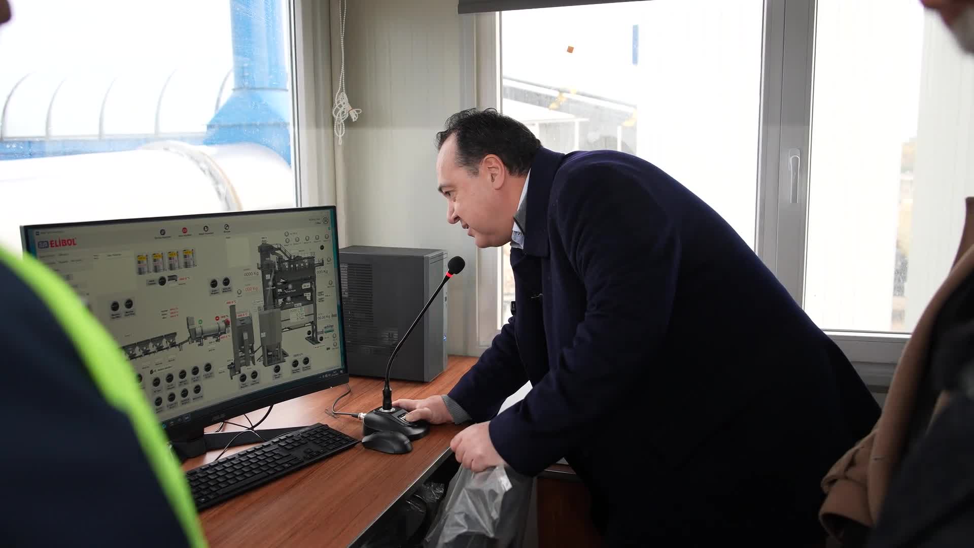 Manisa'da asfalt üretimi artıyor: 2026 yılı için hedef 120 bin ton