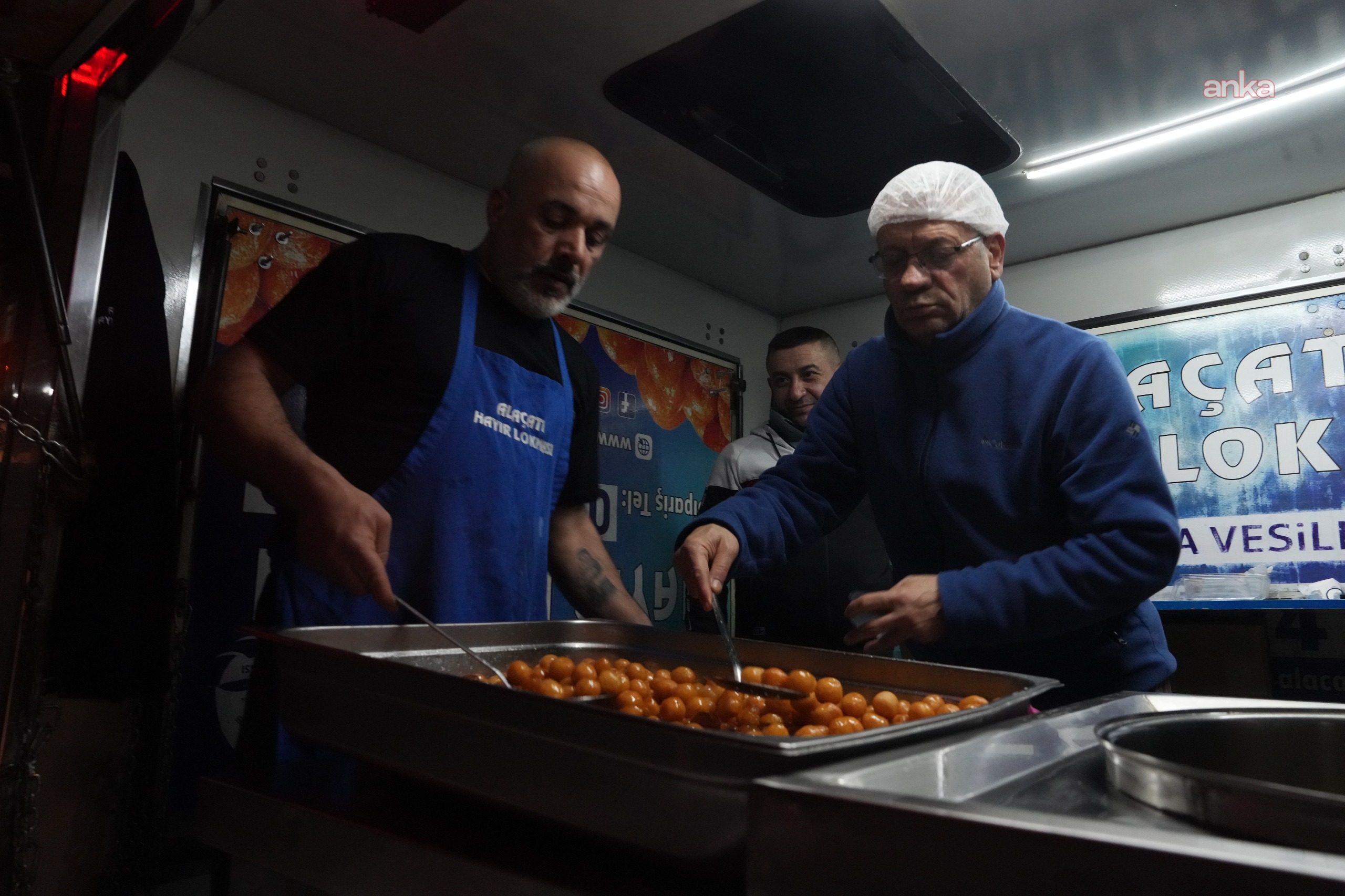 Kartal Belediyesi’nden Berat Kandili’nde lokma ikramı