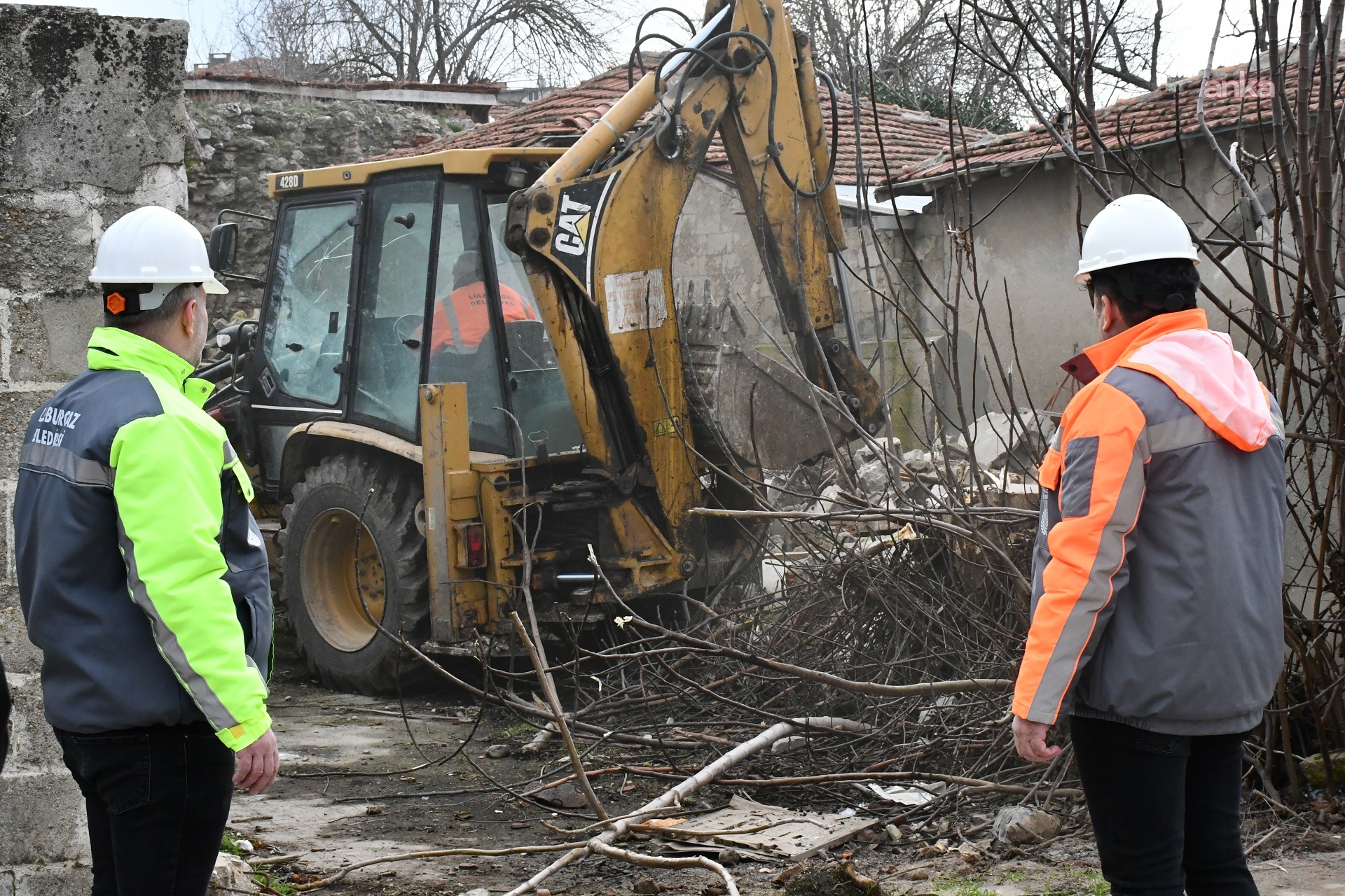Lüleburgaz Belediyesi, son 1 yılda depreme dayanıksız 49 binayı yıktı