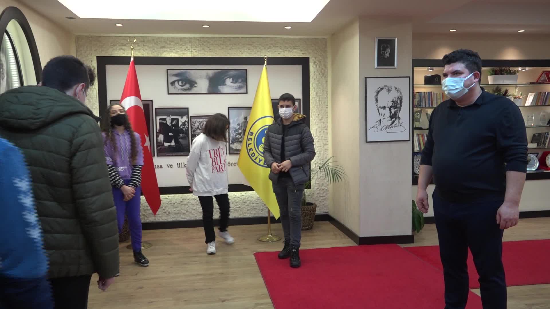 BUCA BELEDİYESİ'NDEN PANDEMİDE BUNALAN ÖĞRENCİLERE ÖDÜLLÜ SINAV
