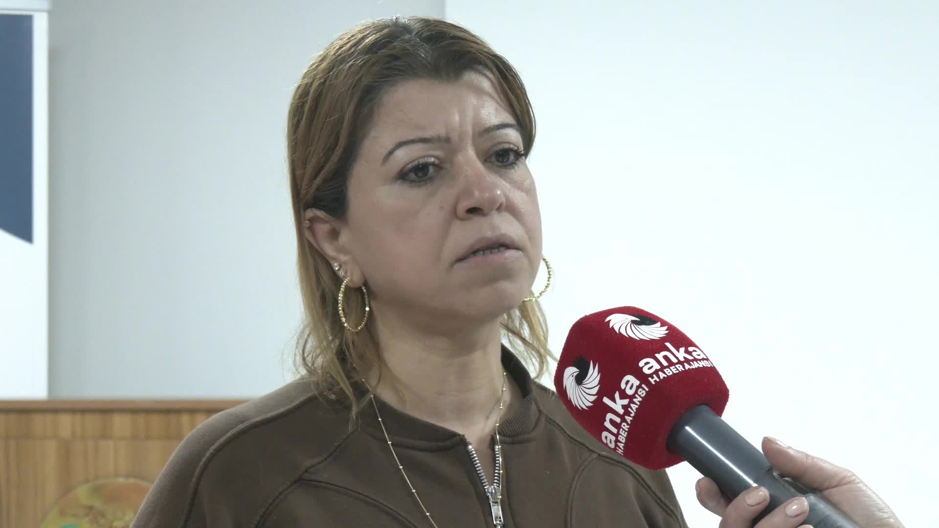 6 Şubat depremlerinin üçüncü yılı… Zeytin ağaçları kesilen Çiğdem Arslan'ın başlattığı hukuki süreç devam ediyor