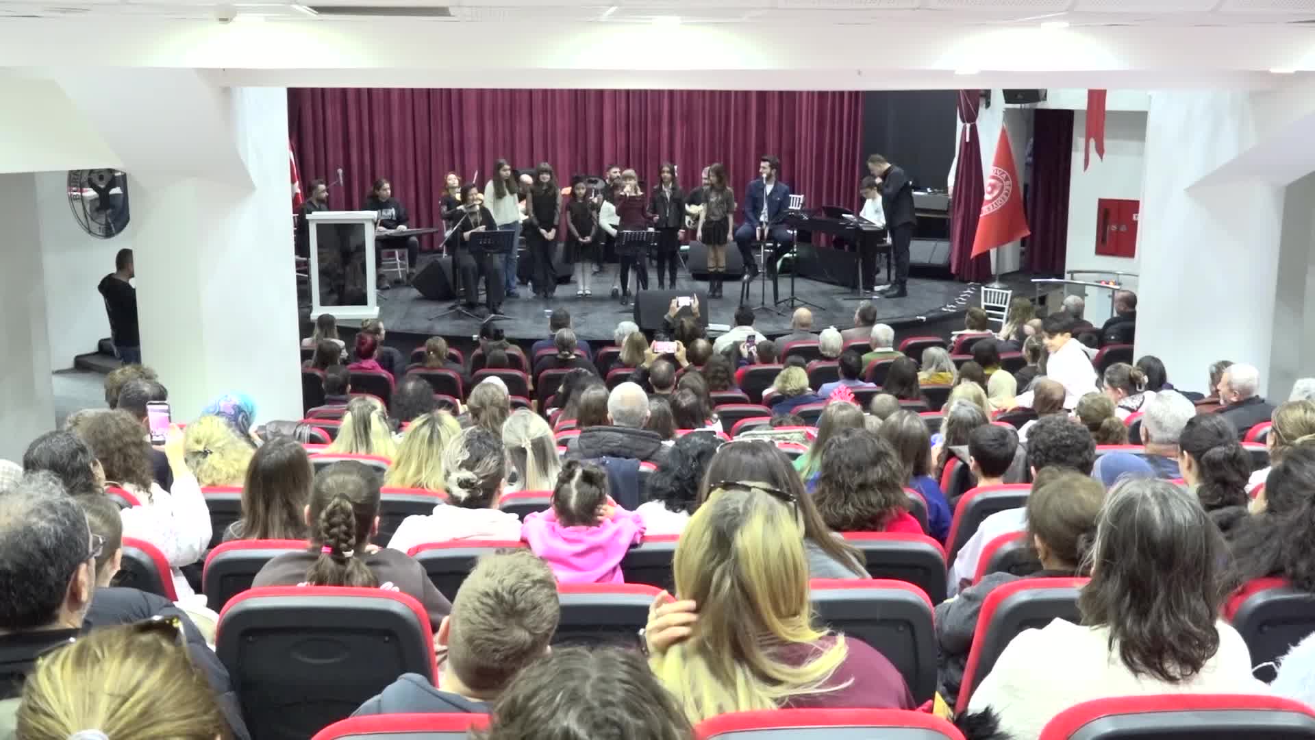 Efsane notalar Bornova’da yankılandı