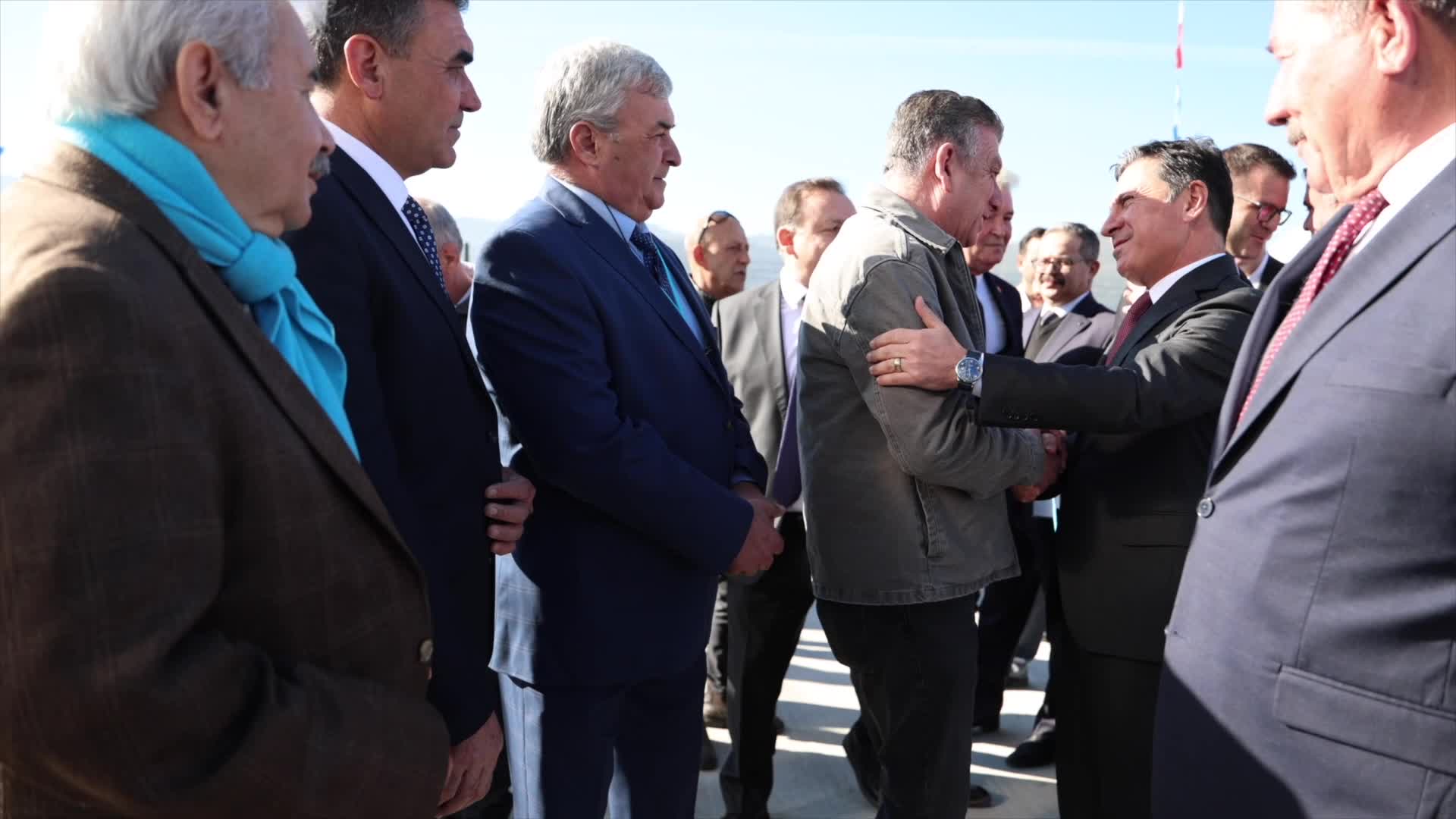 Muğla Büyükşehir Belediye Başkanı Aras: "Bu kentin tüm dinamikleriyle birlikte hareket ediyor, birlikte üretiyor ve birlikte kalkınacağımıza inanıyoruz"