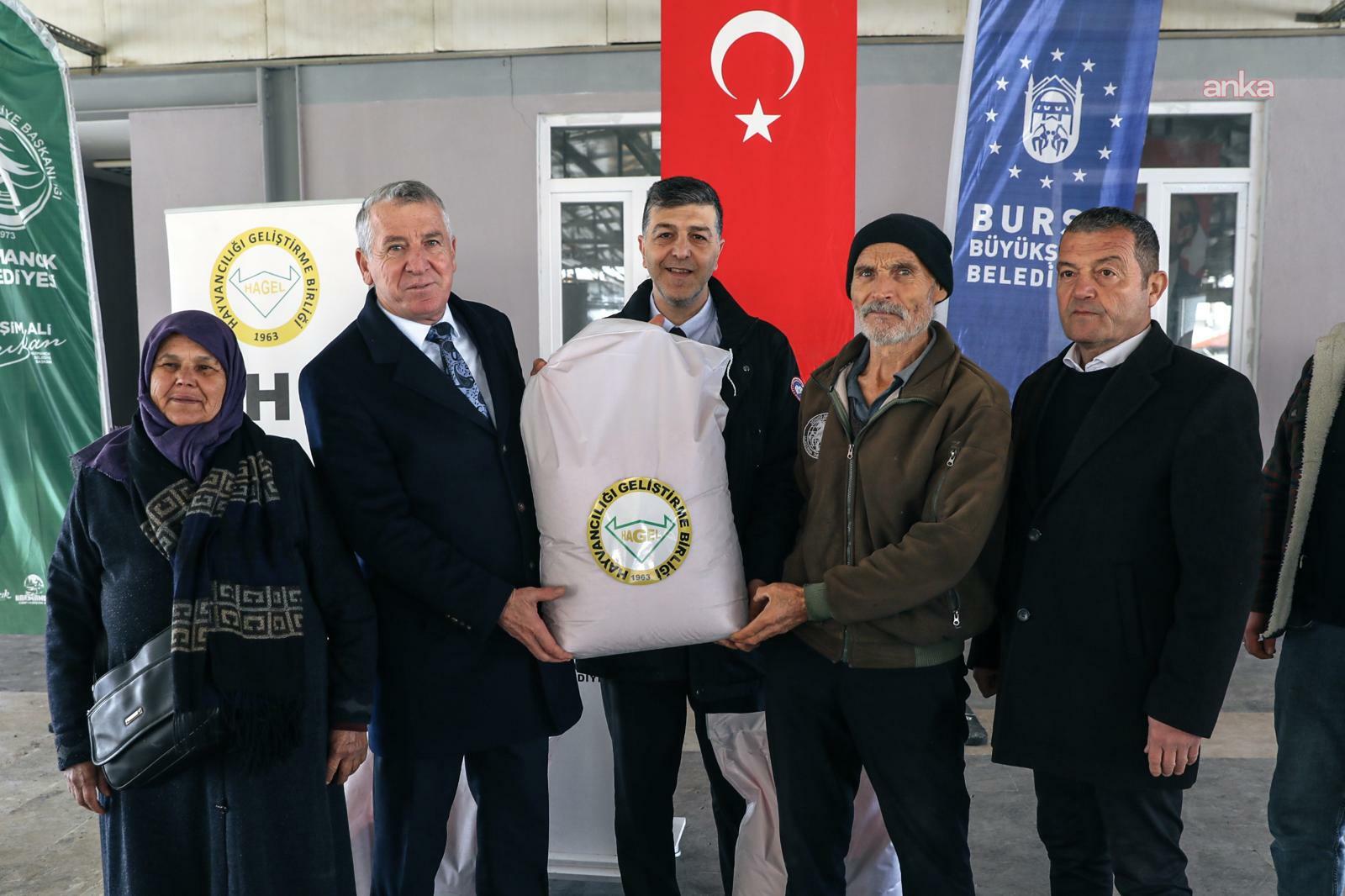 Bursa Büyükşehir Belediyesi’nden Harmancıklı çiftçiye yulaf tohumu desteği
