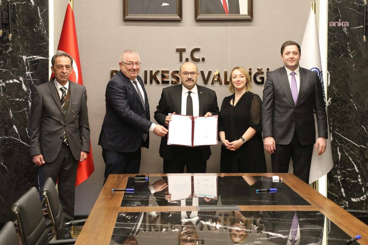 Edremit’e üç yeni Aile Sağlığı Merkezi kazandırılıyor