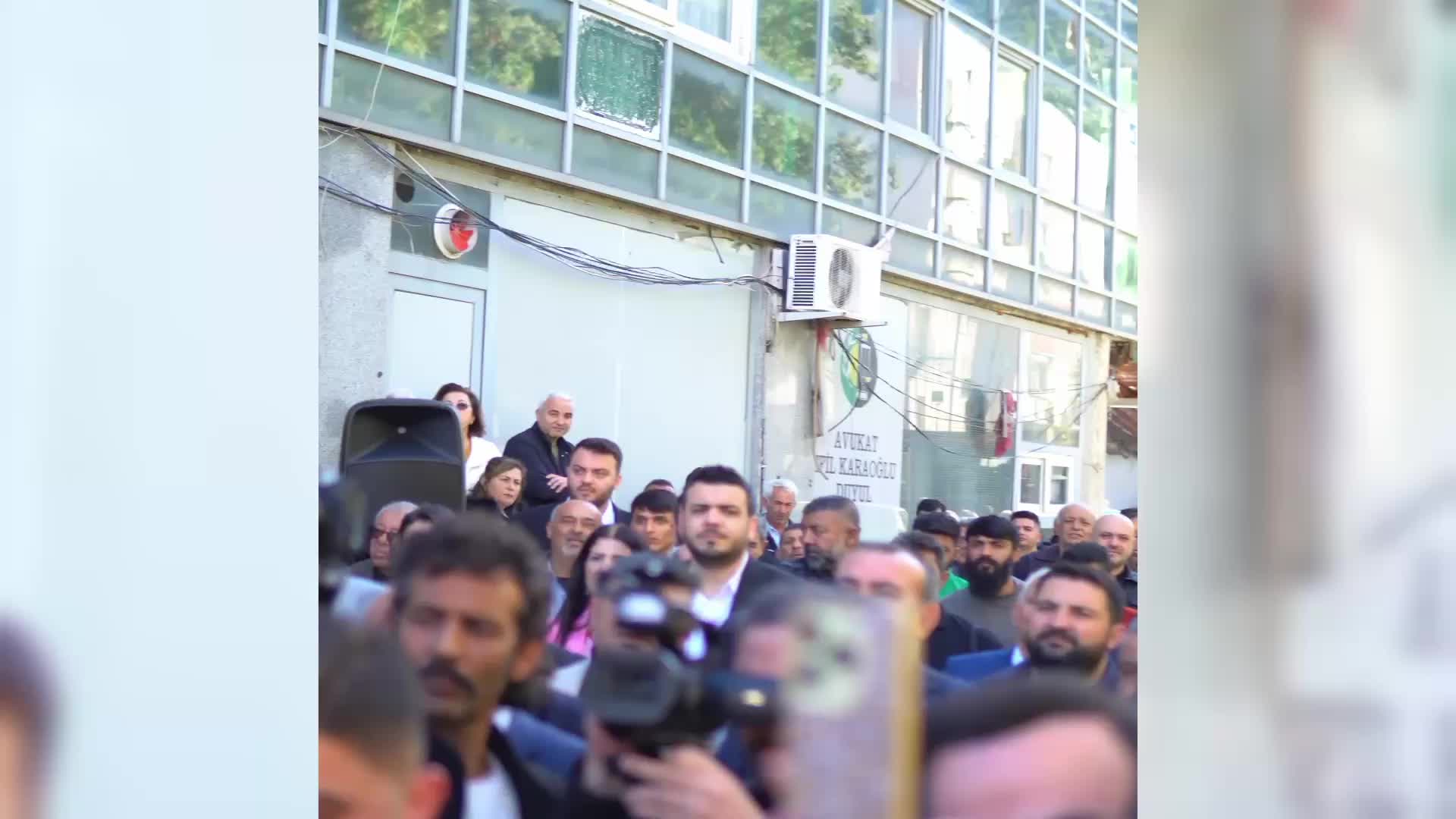 CHP'li Bulut: Tefeci gibi vatandaşa boş senet imzalatıyorlar