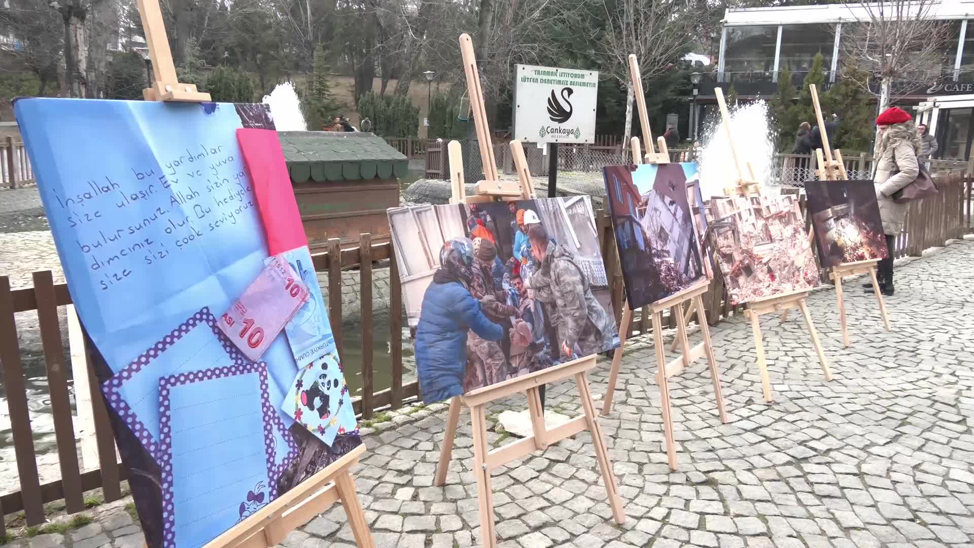 Devlet Memurları Konfederasyonu’ndan 6 Şubat depremlerinde hayatını kaybedenlerin anısına sergi ve lokma dağıtımı