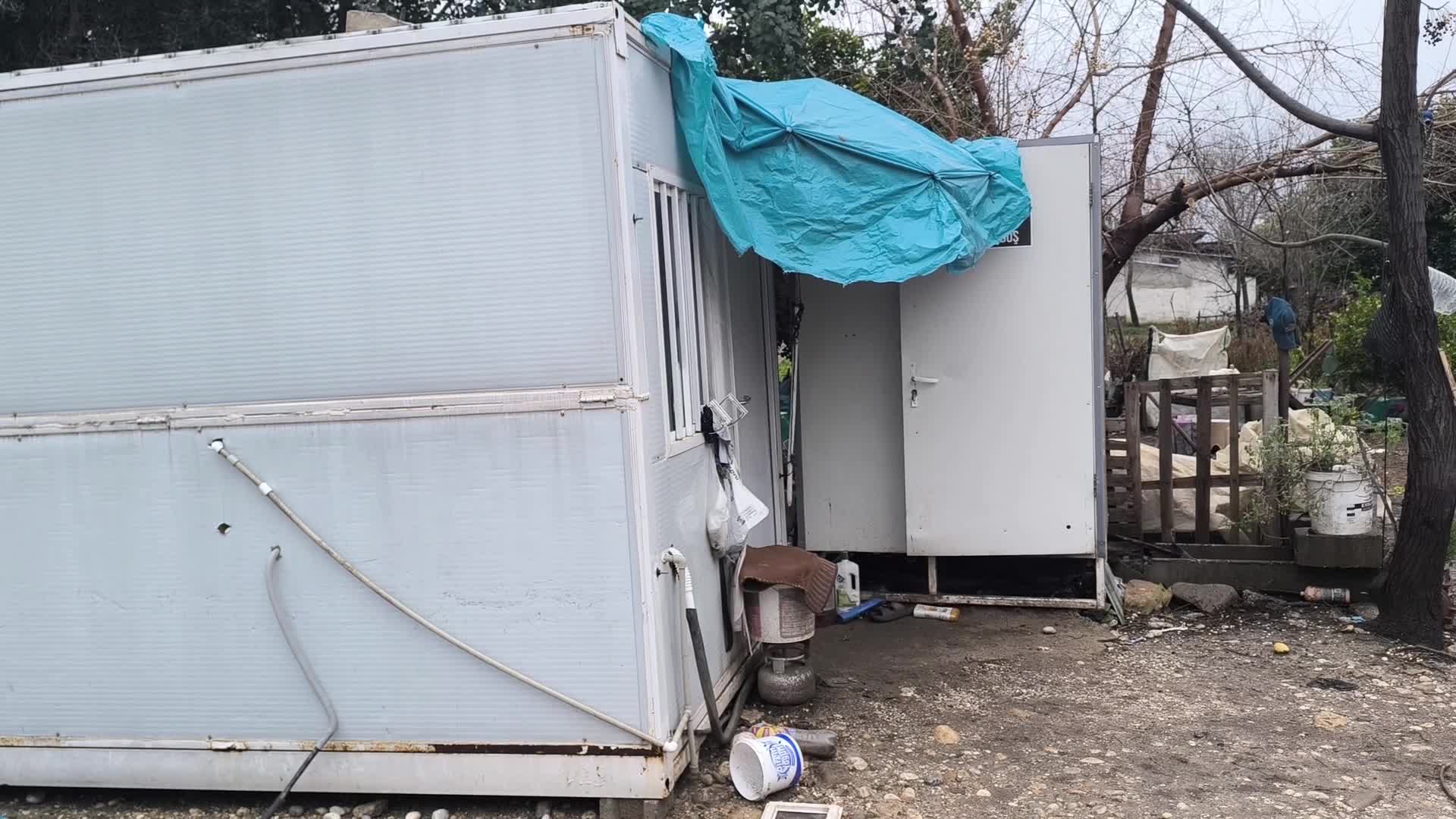 6 Şubat depremlerinin üçüncü yılı...Osmaniyeli depremzede: "Biz insan değil miyiz? Şu barakada kim yaşar?