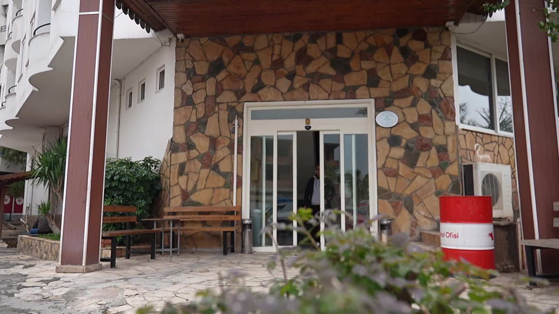 Mersin Büyükşehir Belediyesi, "Dosthane" ile hasta ve yakınlarının yanında olmaya devam ediyor