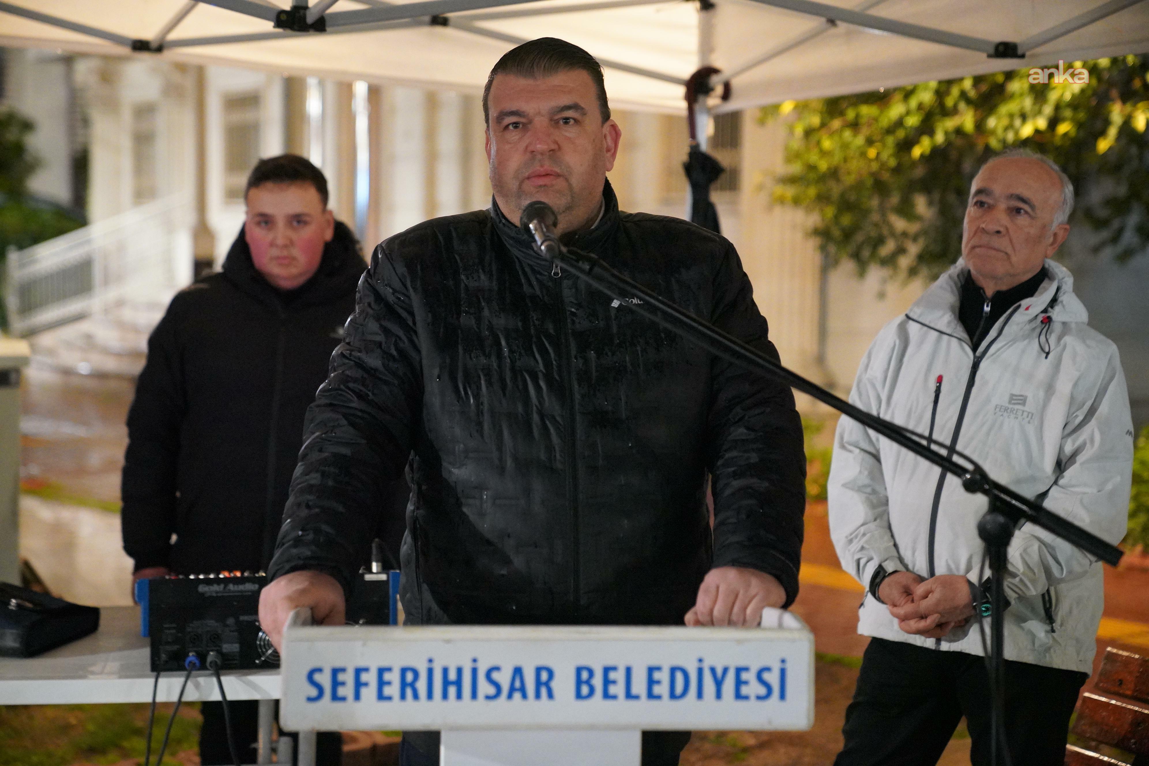 Seferihisar'da 6 Şubat depremlerinde yaşamını kaybedenler anıldı