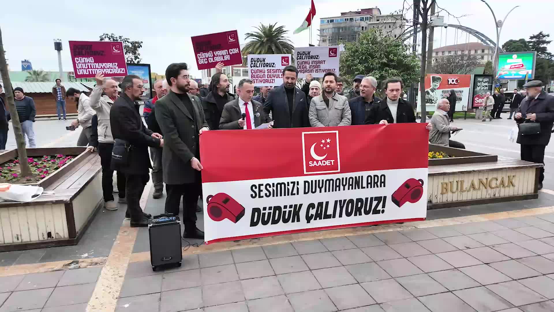 Saadet Partisi Giresun'da, 6 Şubat depremlerinde hayatını kaybedenleri andı