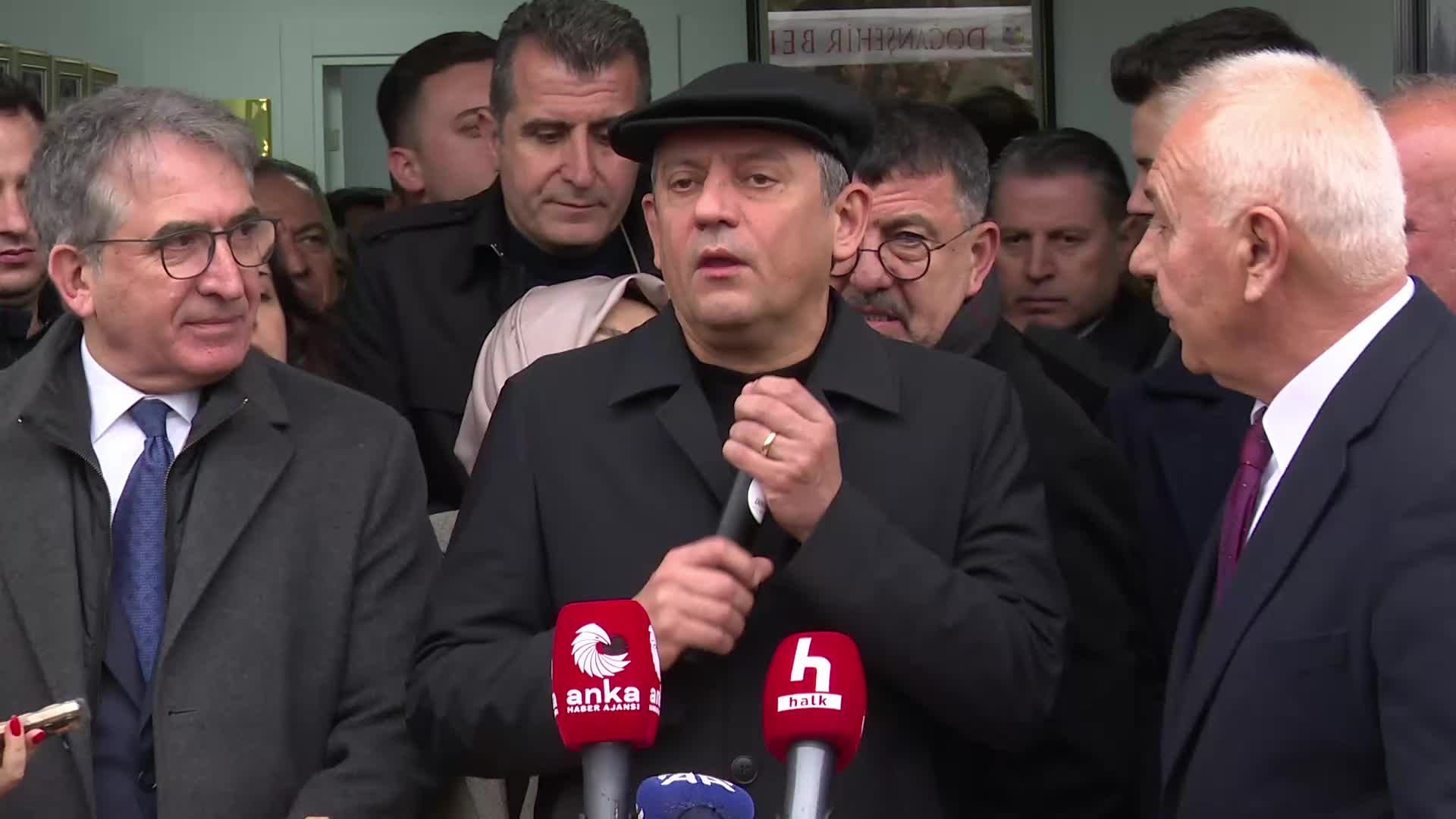 6 şubat depremlerinin üçüncü yılı... Özel: "Taş üstünde taş koyan AK Partili ise onun alnından öpüyoruz, siyaseti parti kavgası için değil, memleketimize hizmet için yapıyoruz"