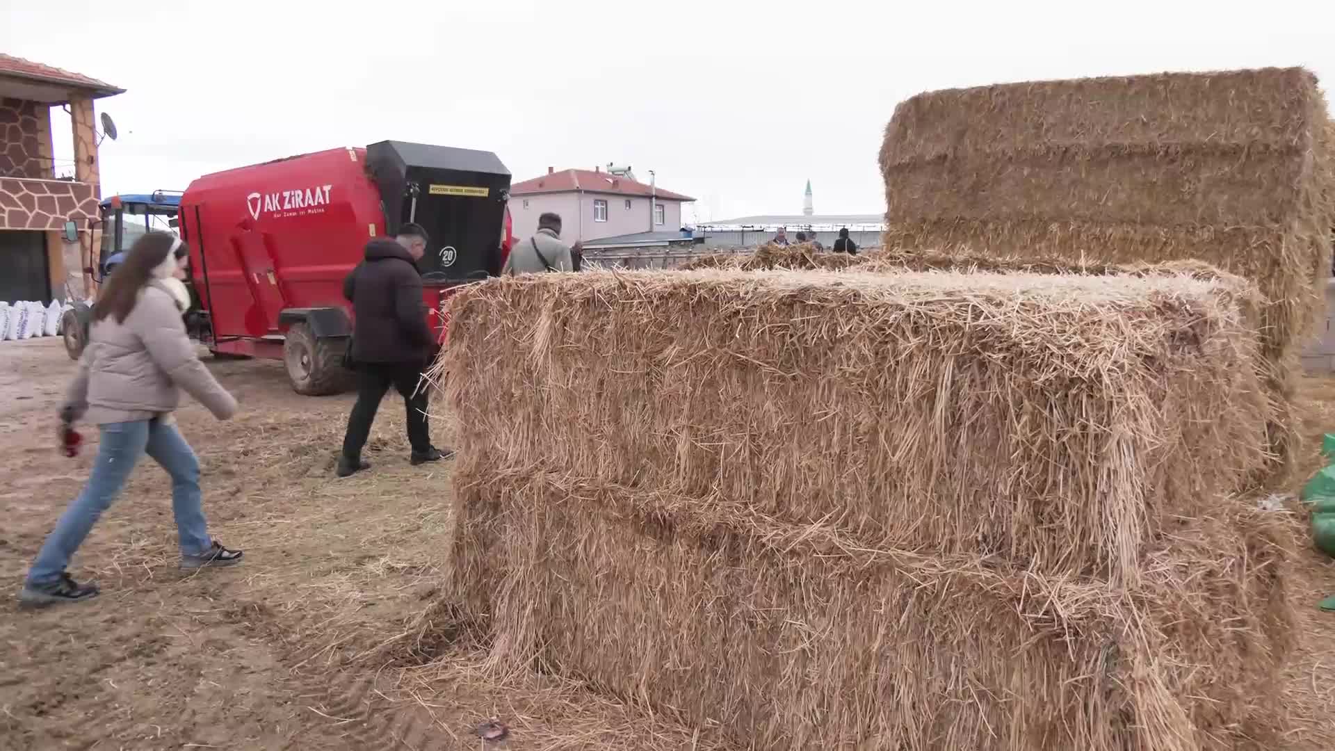 Niğdeli besici Ramazan Uçar: “Yaptığımız işten bir lira kar etmiyoruz”