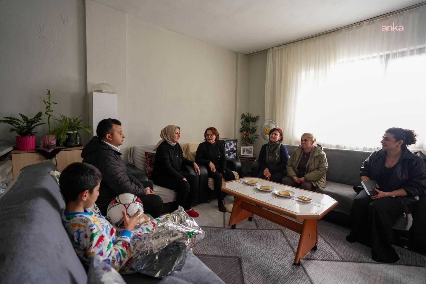 Didim Belediye Başkanı Gençay'dan 6 Şubat depremlerinden etkilenen ailelere ziyaret