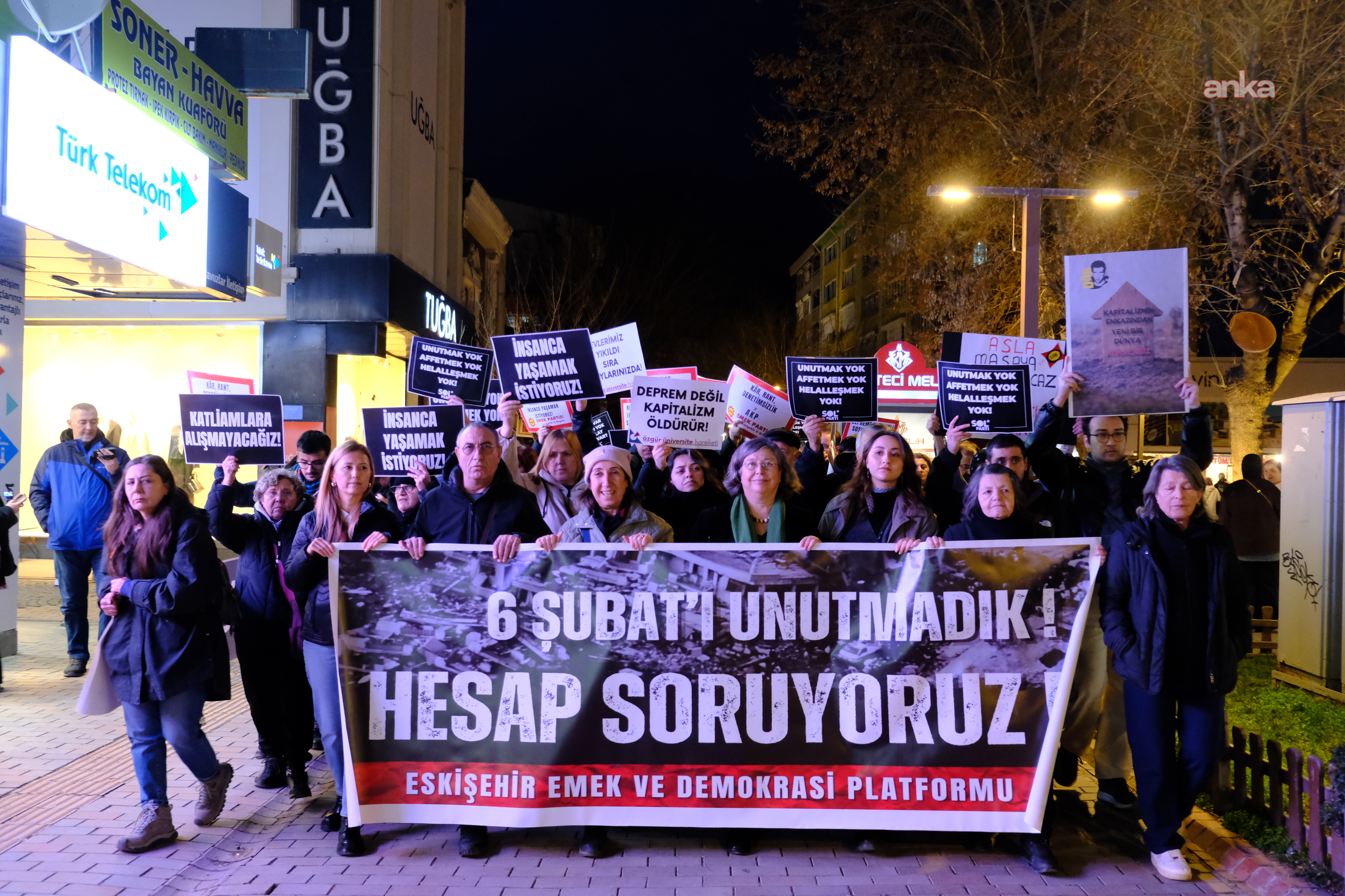 6 Şubat depremlerinin üçüncü yılında Eskişehir'den tepki: Binlerce aile konteynerlerde, kışın soğukla yazın susuzlukla mücadele ediyor
