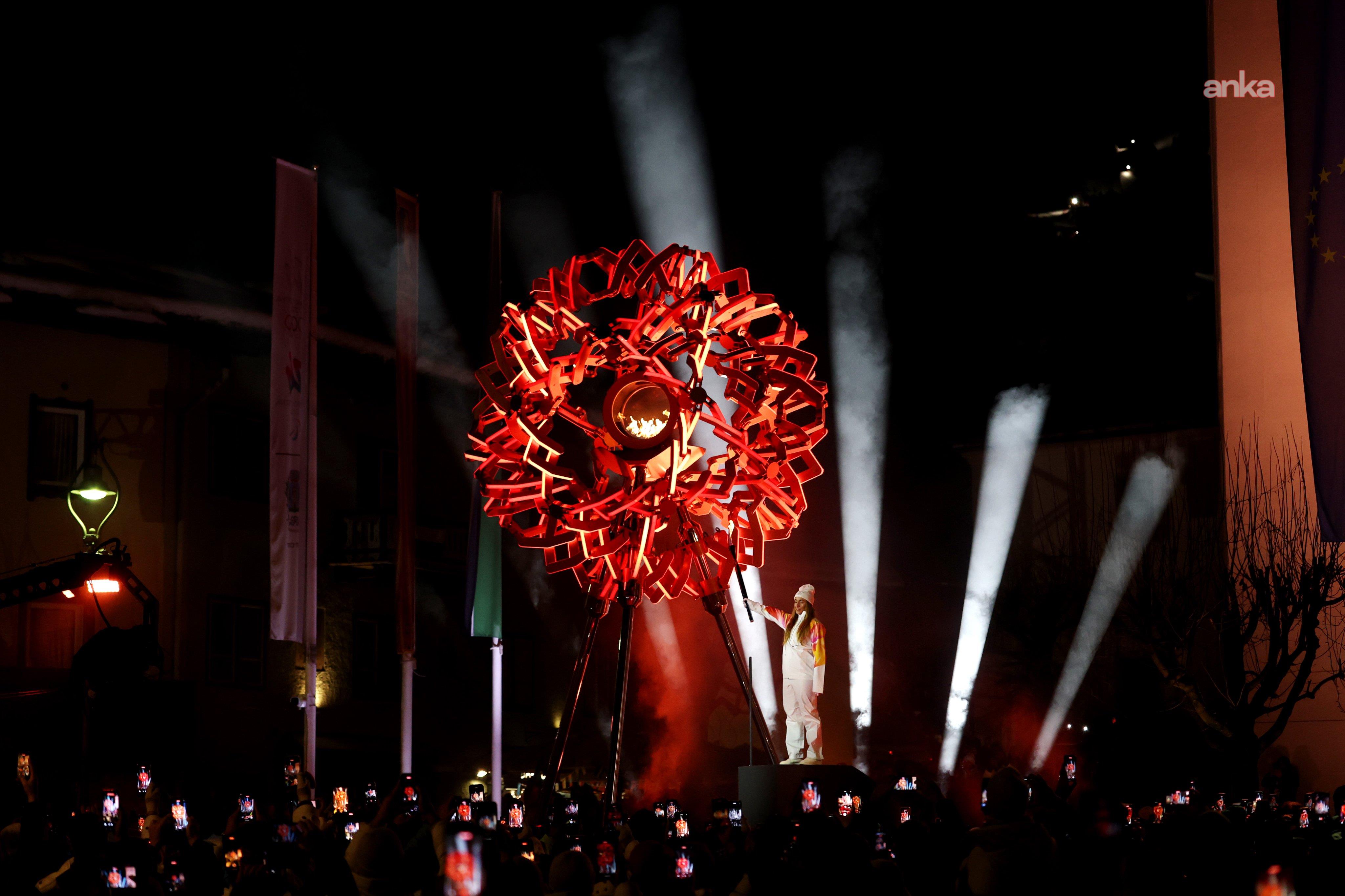 Milano-Cortina 2026 Kış Olimpiyatları iki ayrı kentte iki meşaleyle başladı, Türkiye 8 sporcu ile oyunlarda