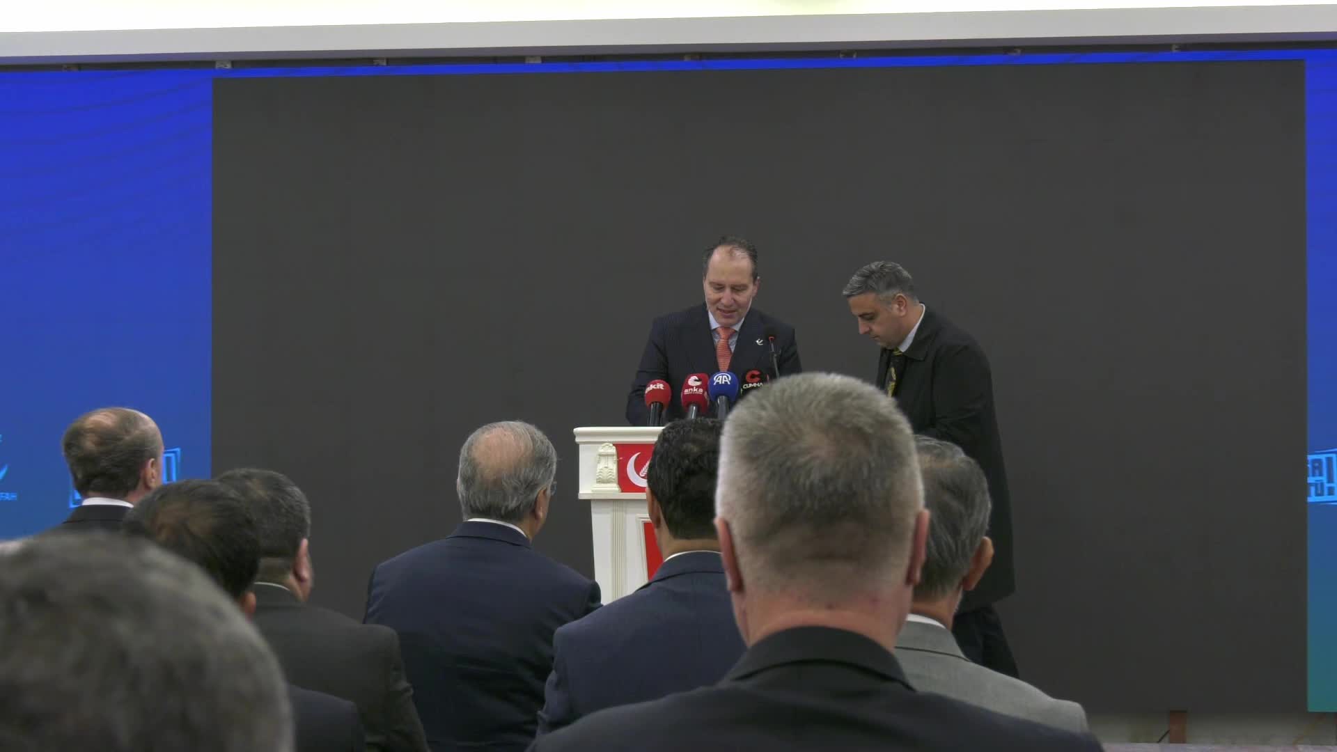 Fatih Erbakan'dan "üçüncü ittifak" açıklaması: Taşın altına elimizi koymaya hazırız