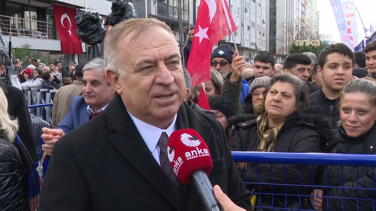 Gökan Zeybek:  "Milletin önüne sandık geldiğinde bu ülkenin üzerindeki bütün kara bulutları tek tek kaldıracağız"