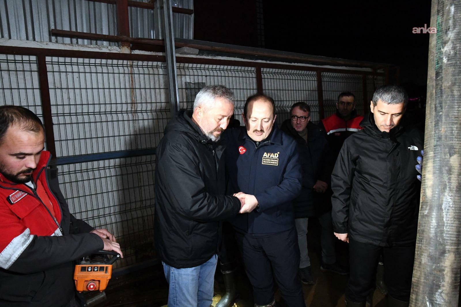 Uşak'ta sel felaketi: 35 iş yerini su bastı, AFAD sahada
