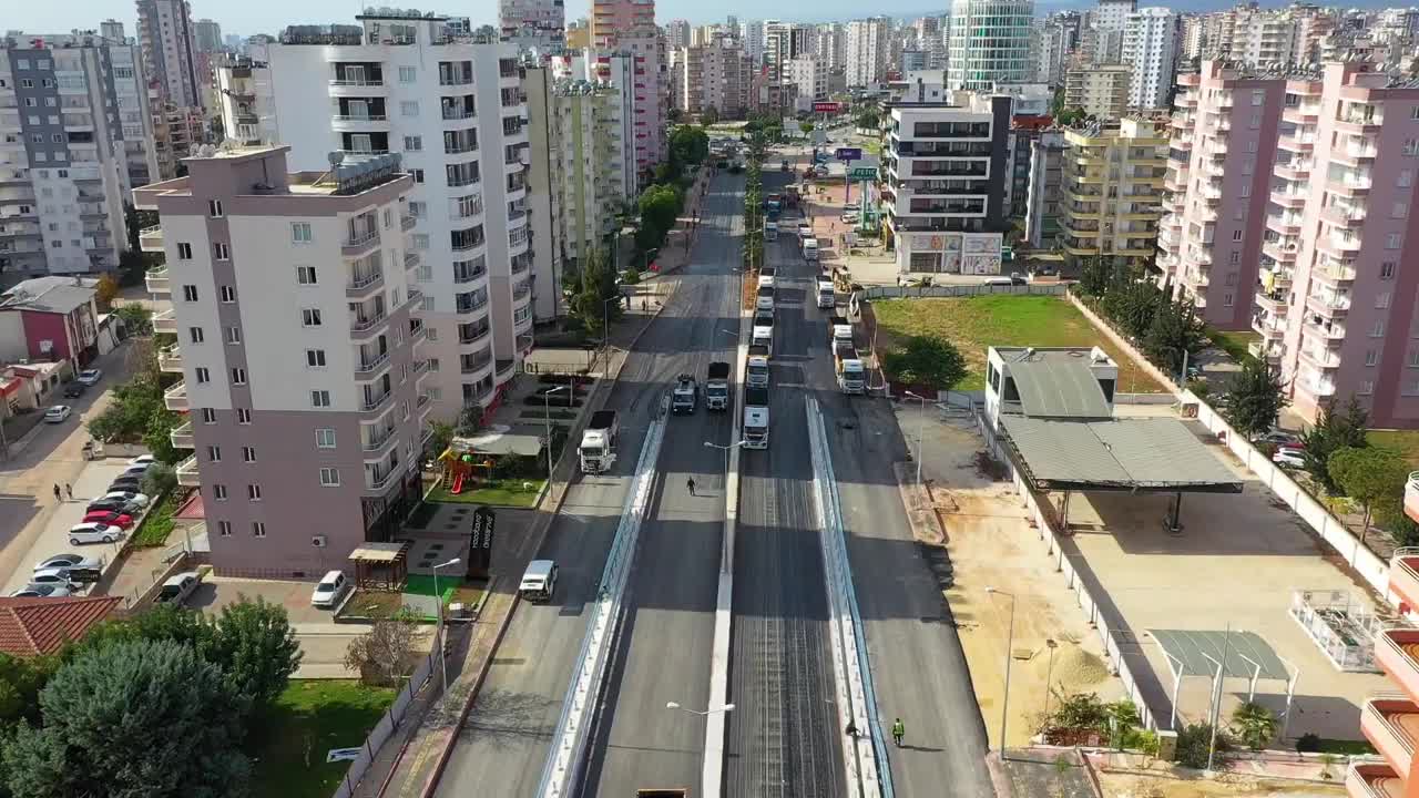 MERSİN'DE TRAFİĞİ RAHATLATACAK KATLI KAVŞAK PROJESİNDE SON DOKUNUŞLAR YAPILIYOR