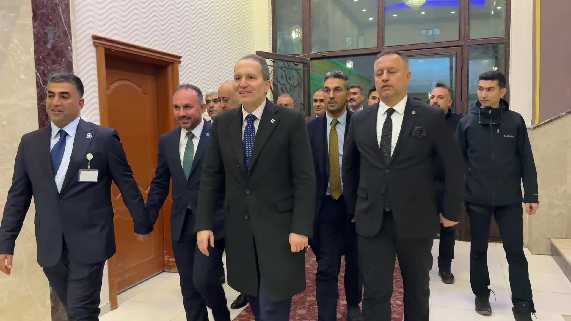 Fehim Adak, vefatının 10. yılında Mardin’de anıldı... Yeniden Refah Partisi Genel Başkanı Erbakan: “Fehim Adak siyaseti ticaret değil, ibadet olarak yaptı”