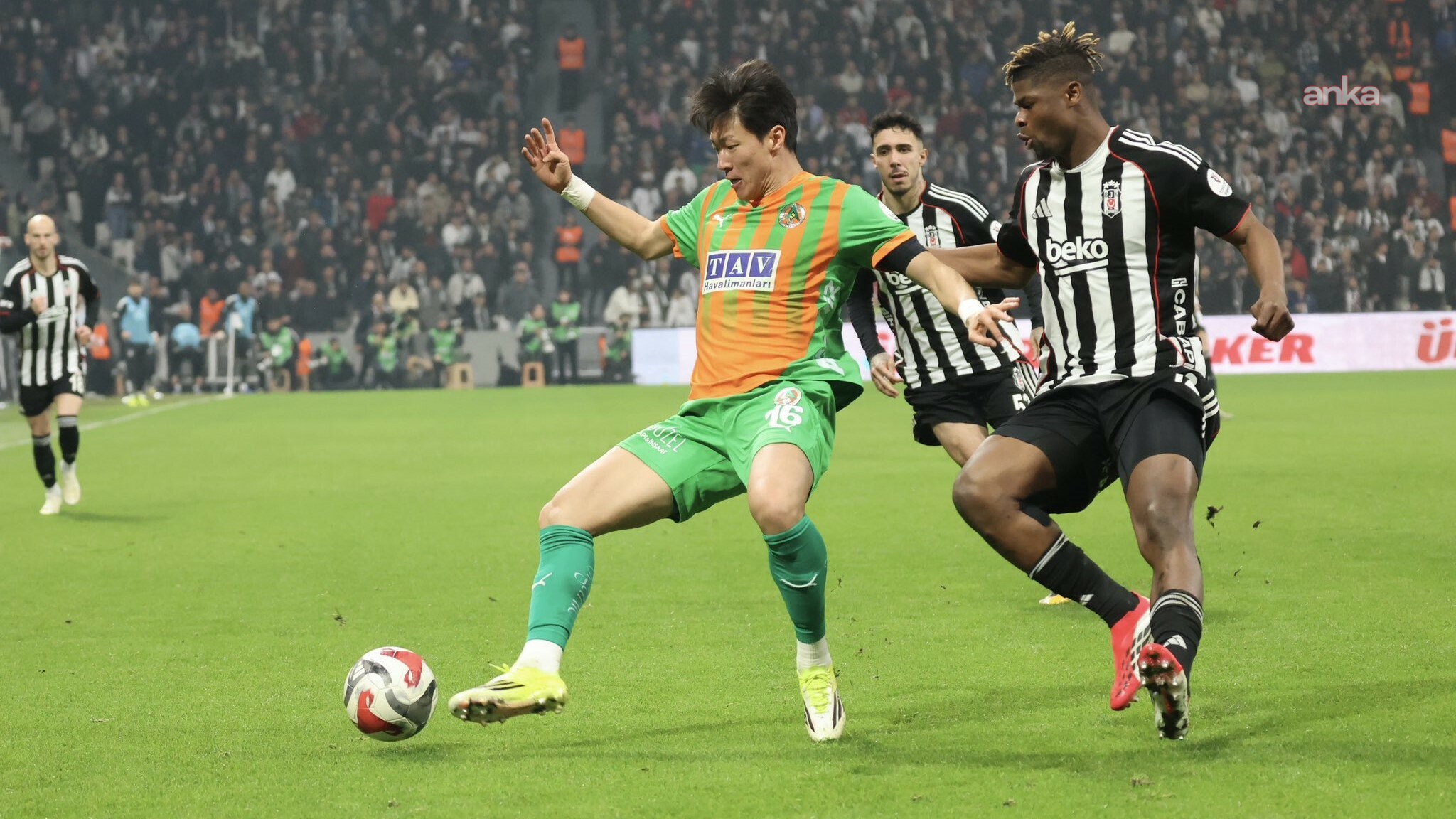 Beşiktaş, Alanyaspor ile 2-2 berabere kaldı