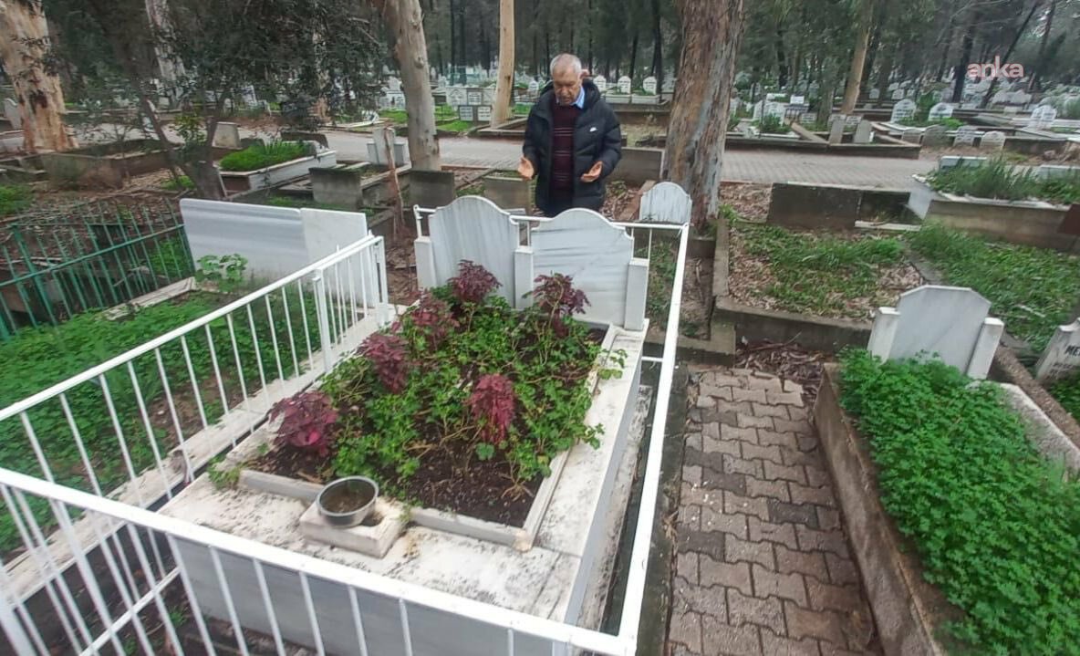 Zeydan Karalar, anne ve babasının mezarını ziyaret etti