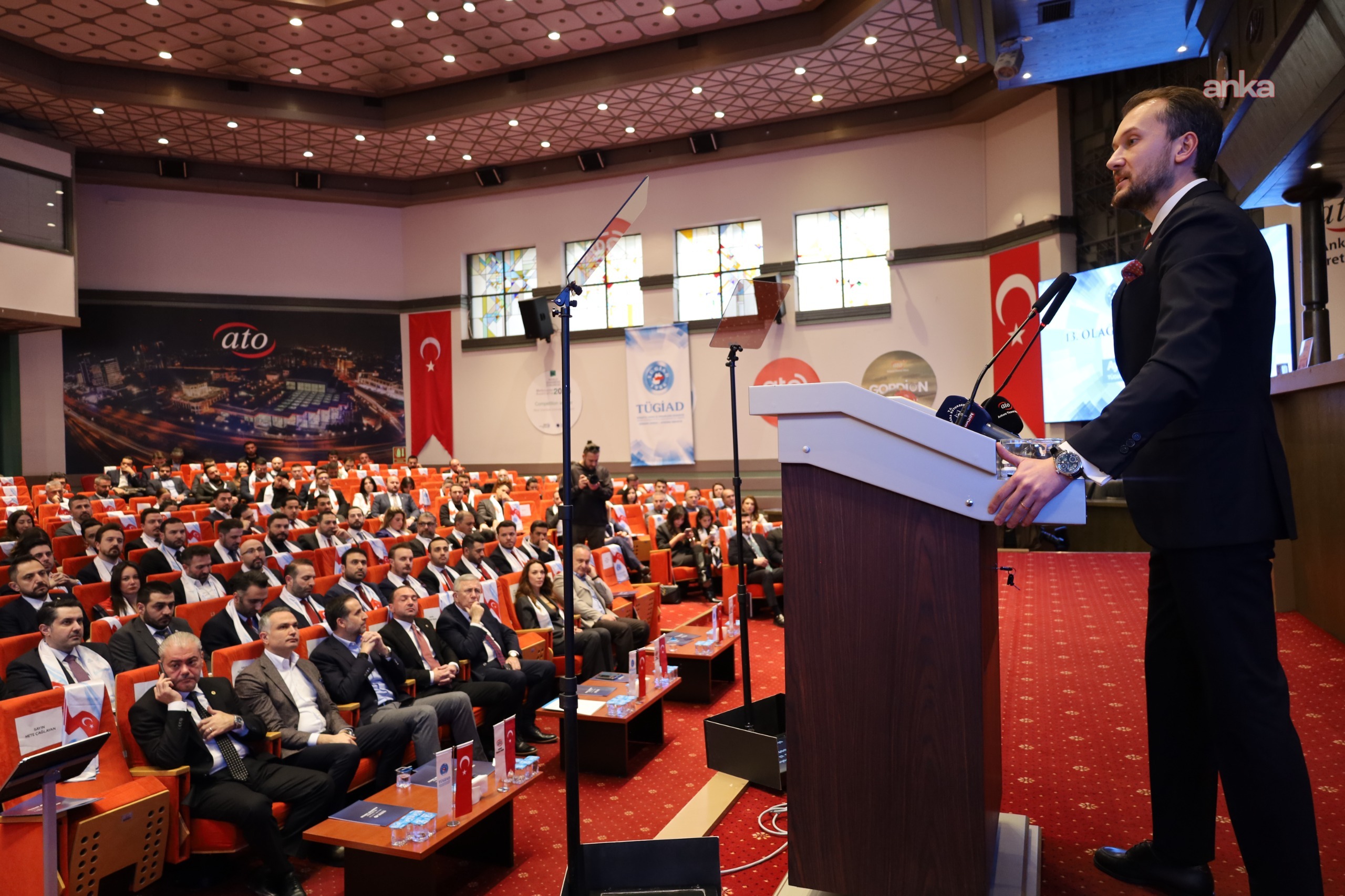 TÜGİAD Ankara Şubesi'nde Aykut Çakmaklı güven tazeledi