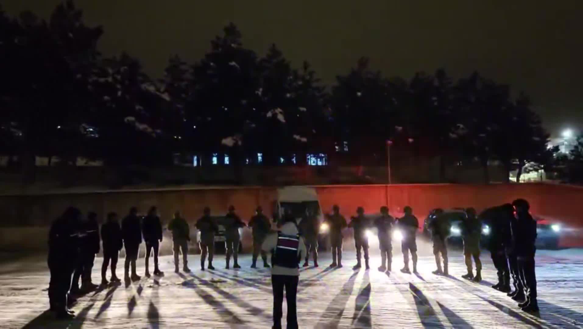 FETÖ'ye 29 ilde operasyon... Operasyonlarda yakalanan 63 kişiden 41'i tutuklandı
