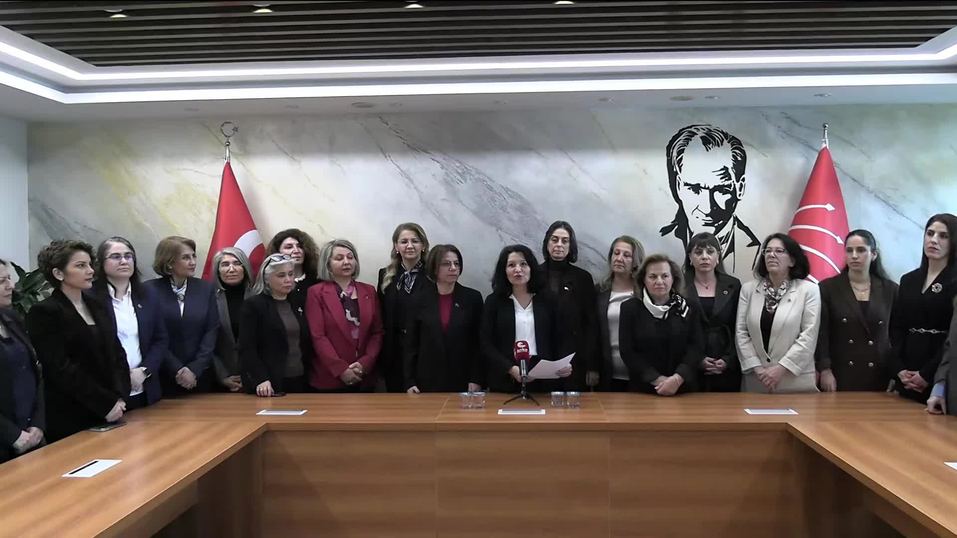 CHP’li kadınlardan, Dilek Kaya İmamoğlu'na destek açıklaması: Ailelere dokunmayı bırakın