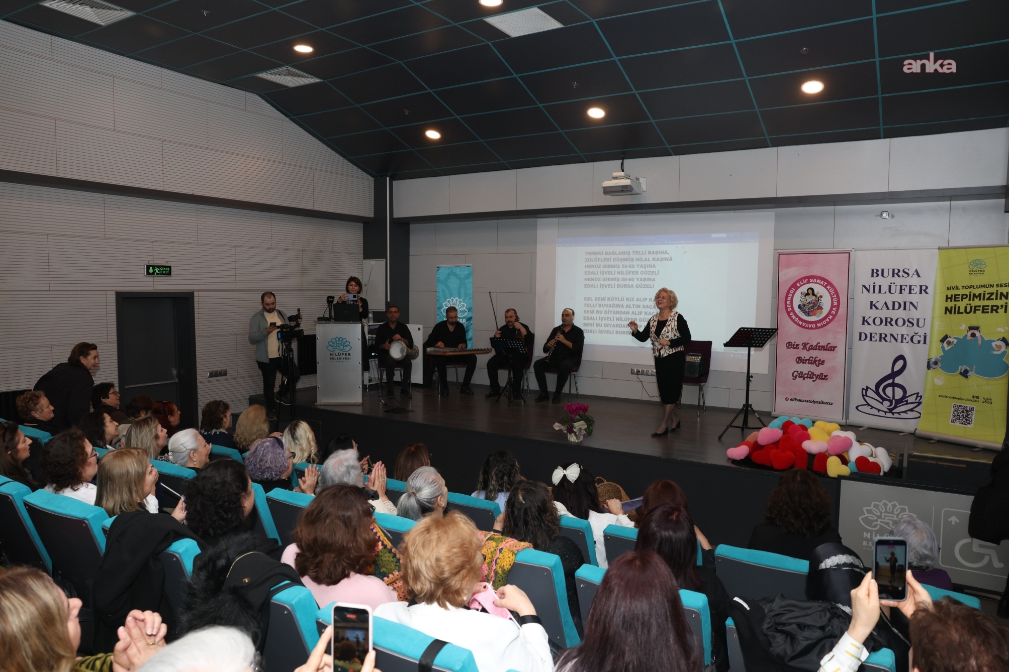 Nilüfer'de kadın emeğiyle dayanışma etkinliği: “Kalpten İlmekler İyilik Sahnesinde”