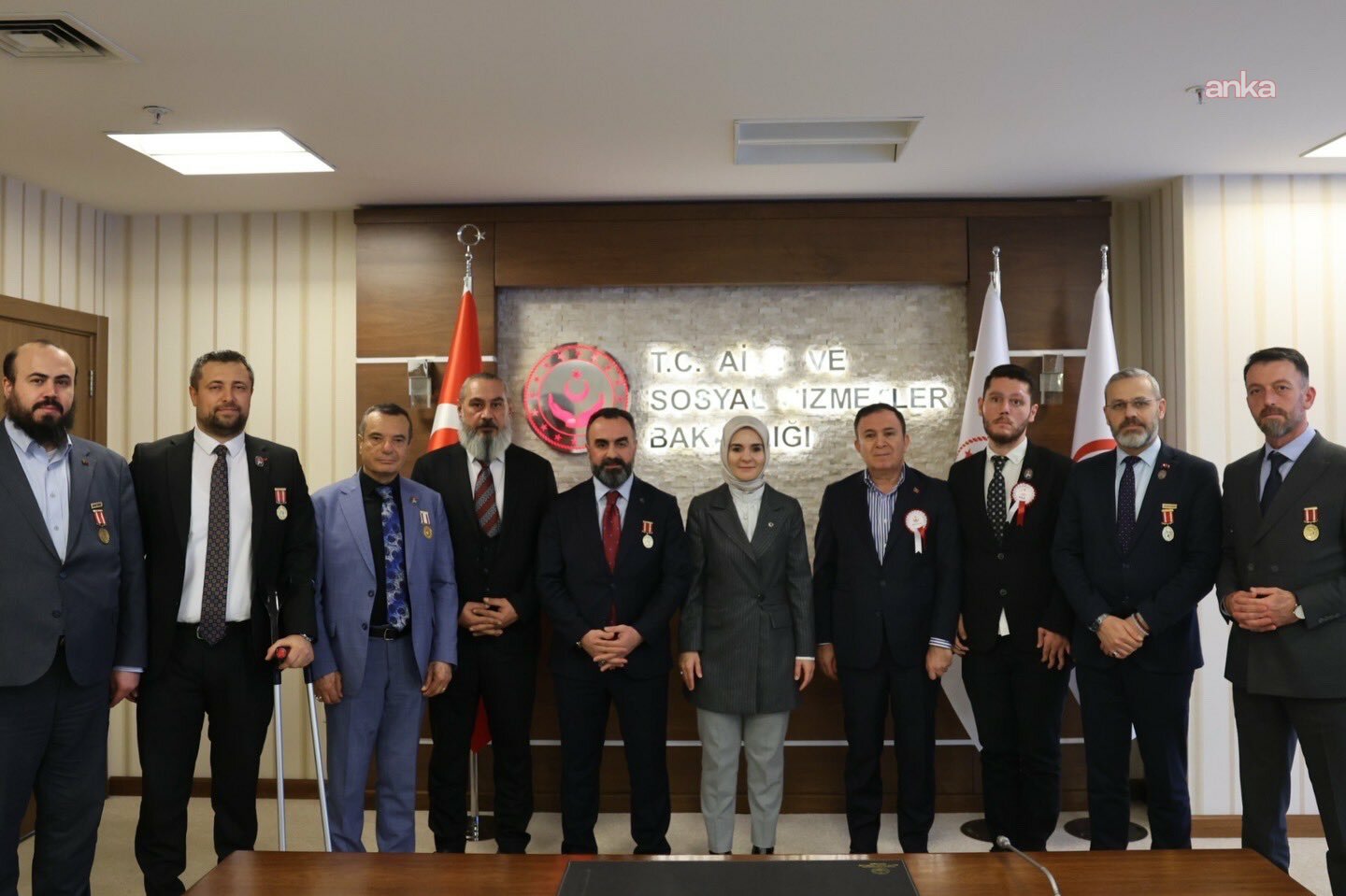 Aile Bakanı Göktaş, Türkiye Gaziler ve Şehit Aileleri Vakfı Başkanı Aylar ile bir araya geldi