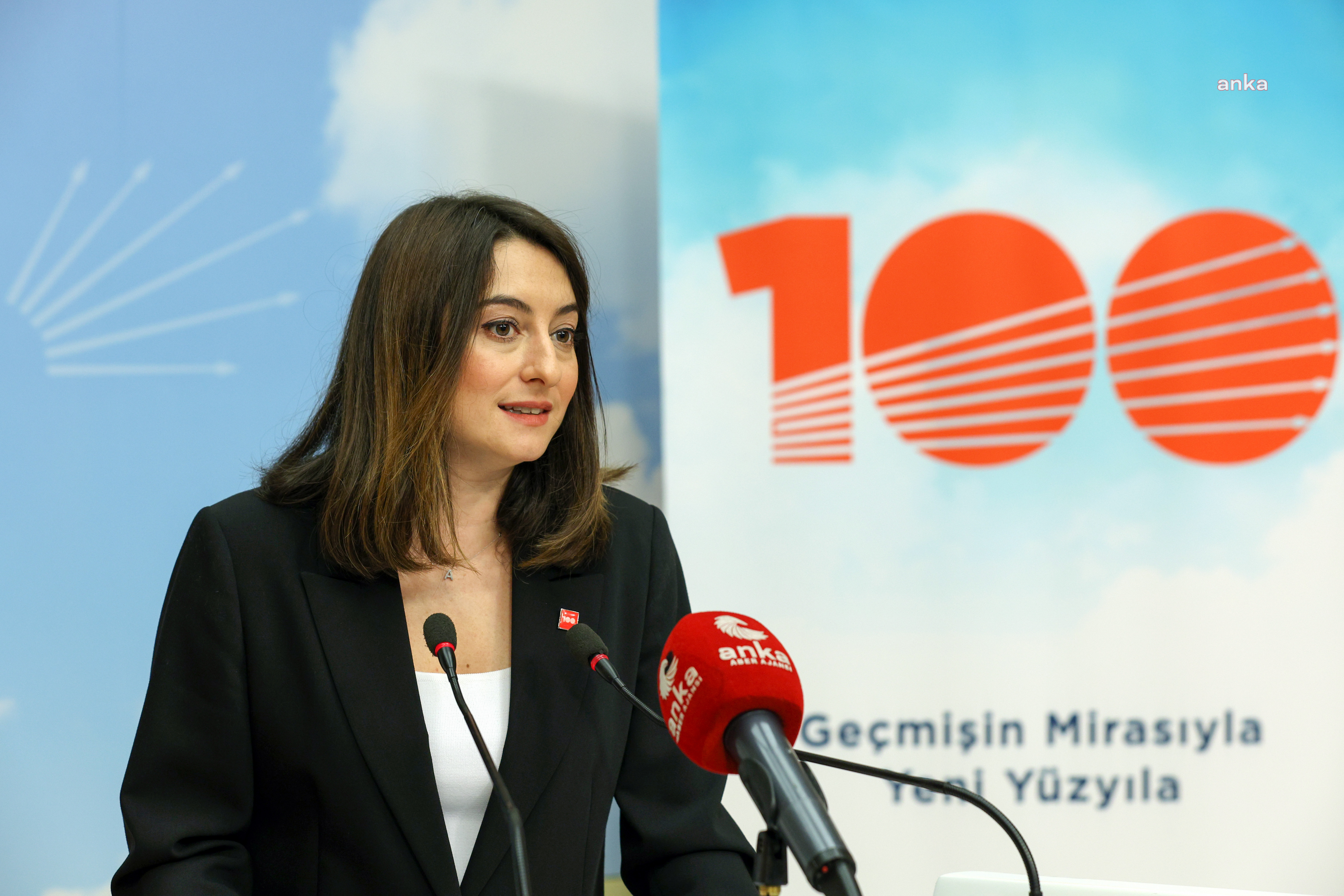 TBMM'de stajyer öğrencilere istismar davası... CHP’li Aysu Bankoğlu: İstismara kılıf arayan bu zihniyet, çocukları korumak yerine faillere koruma kalkanı olmuştur