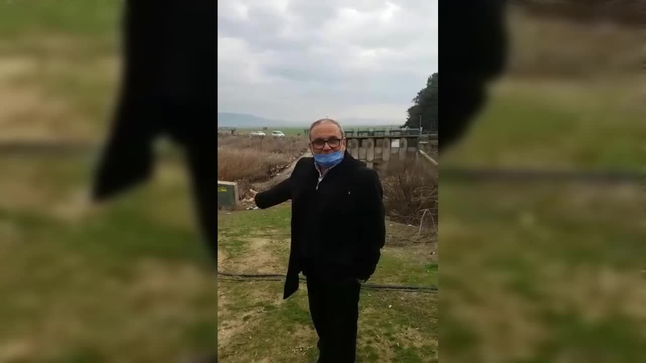 HAZIR TESİS ATIL BEKLİYOR, TONLARCA SU BOŞA AKIYOR... KÖYLÜ İSYANDA: SUYU VERİN ÜRETELİM!