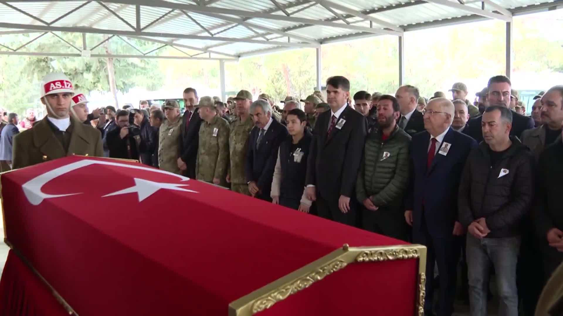 Bakan Güler, Kilis'te Kıbrıs Gazisi Ali Çelik’in cenaze törenine katıldı