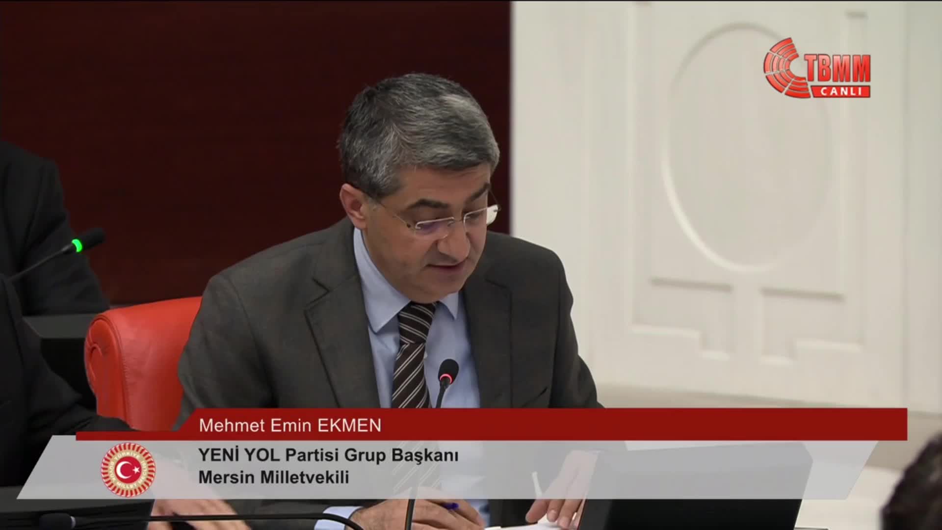 TBMM Genel Kurulu... Murat Emir: Genel Başkanı ile yazışmasını ortalığa döken bir kişi ile nasıl aynı partide olacaksınız?
