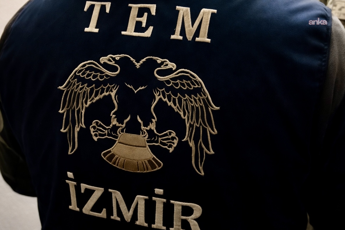 İzmir’de FETÖ’nün güncel yapılanmasına yönelik operasyon: 12 şüpheli gözaltında