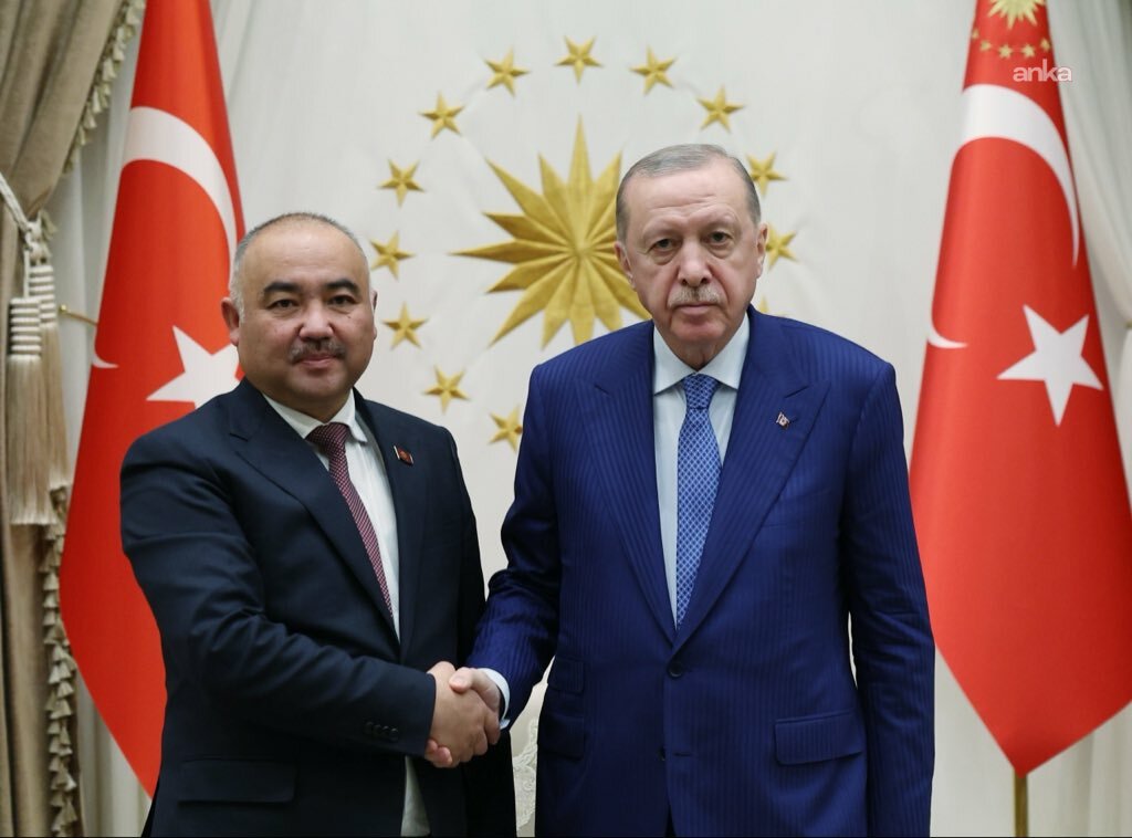 Cumhurbaşkanı Erdoğan, Kırgızistan Meclis Başkanı Turgunbek Uulu'yu kabul etti