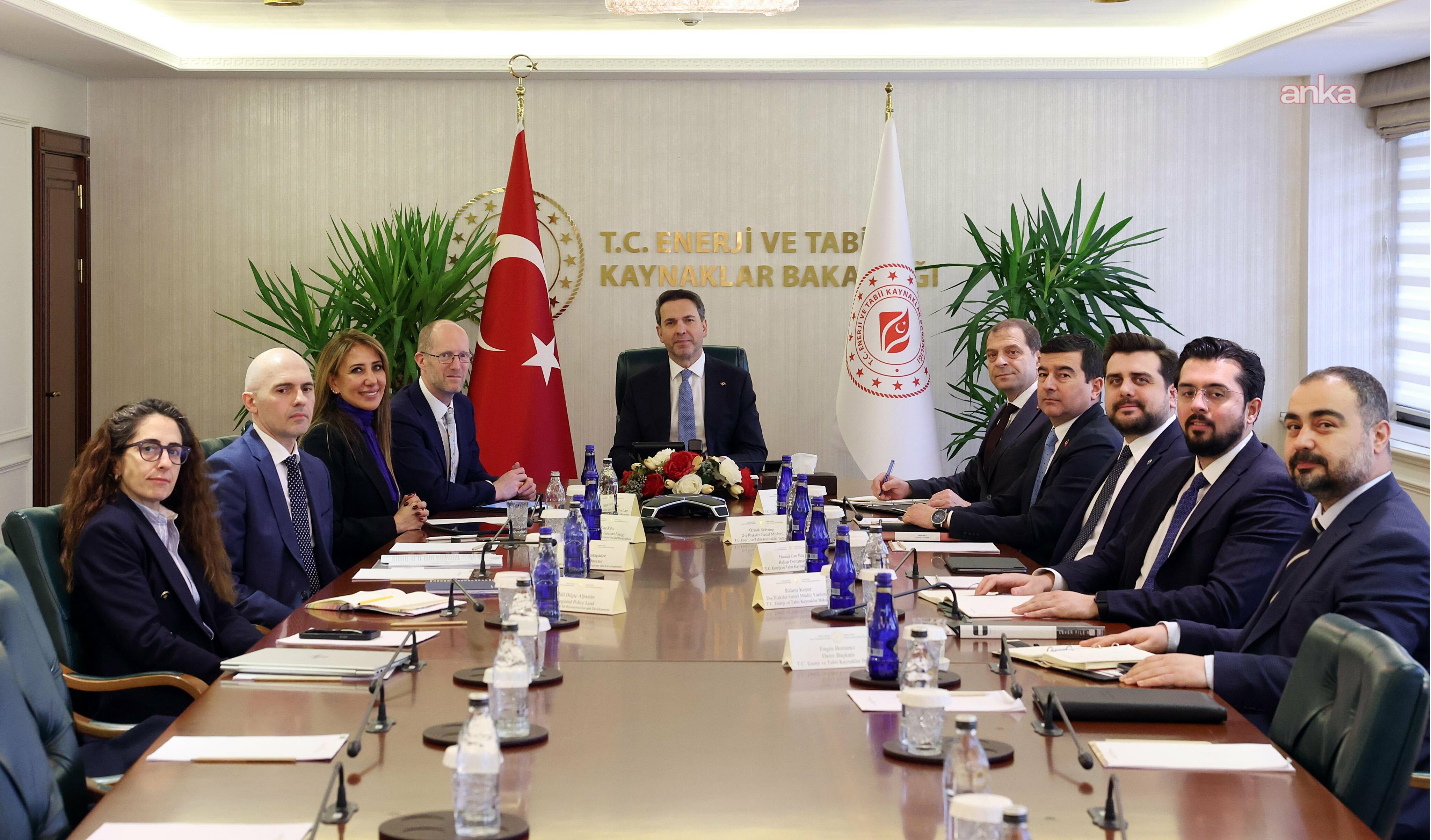 Bakan Bayraktar, Avrupa İmar ve Kalkınma Bankası heyetini kabul etti