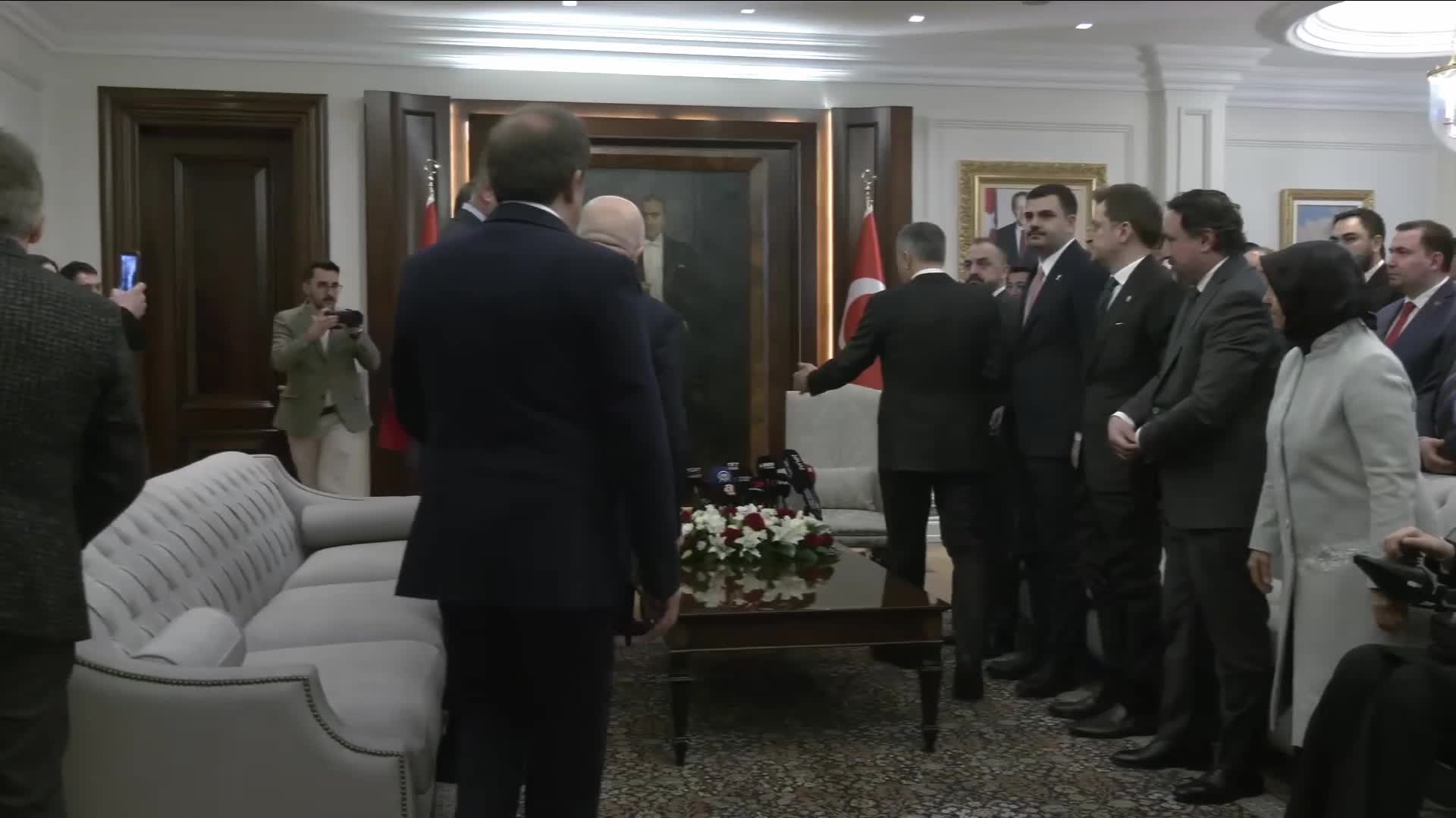 İçişleri Bakanlığı'nda devir teslim töreni yapıldı... Ali Yerlikaya'dan görevi devralan Mustafa Çiftçi: "Bu Rabb'imin bana bir lütfu"