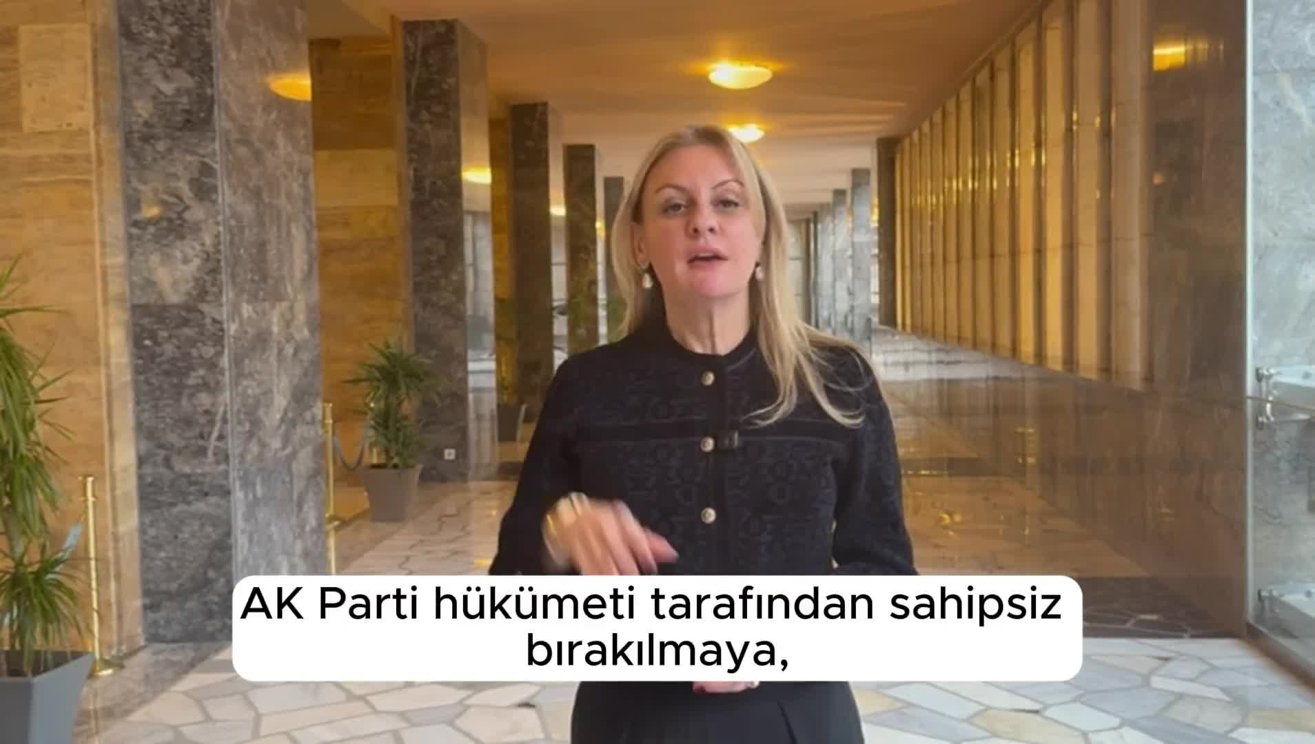 Seda Kaya Ösen: “Üvey evlat muamelesi gören İzmir’in üzerine gölge etmeyin, başka ihsan istemez”