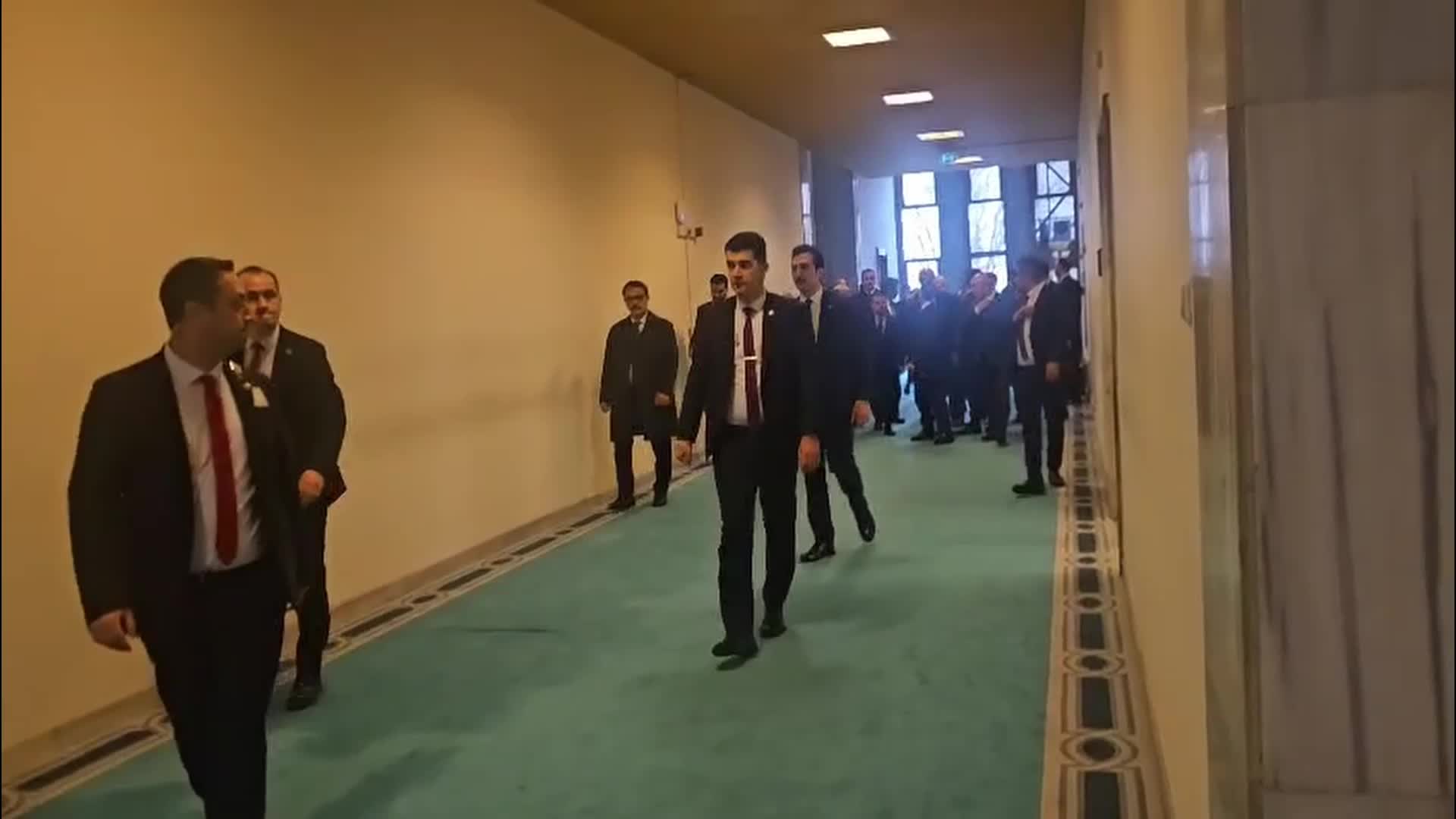 Akın Gürlek ve Mustafa Çiftçi yemin etmek için TBMM'ye geldi