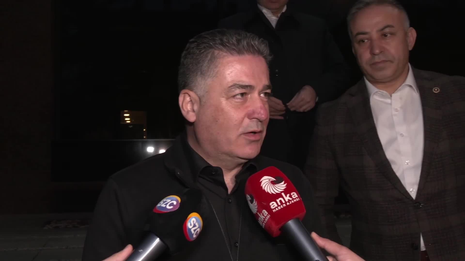 Meclis'teki yemin kavgası... Yaralanan CHP'li Mullaoğlu: Babası yaşında bir insana vurmak, siyasetin ötesinde bir durumdur