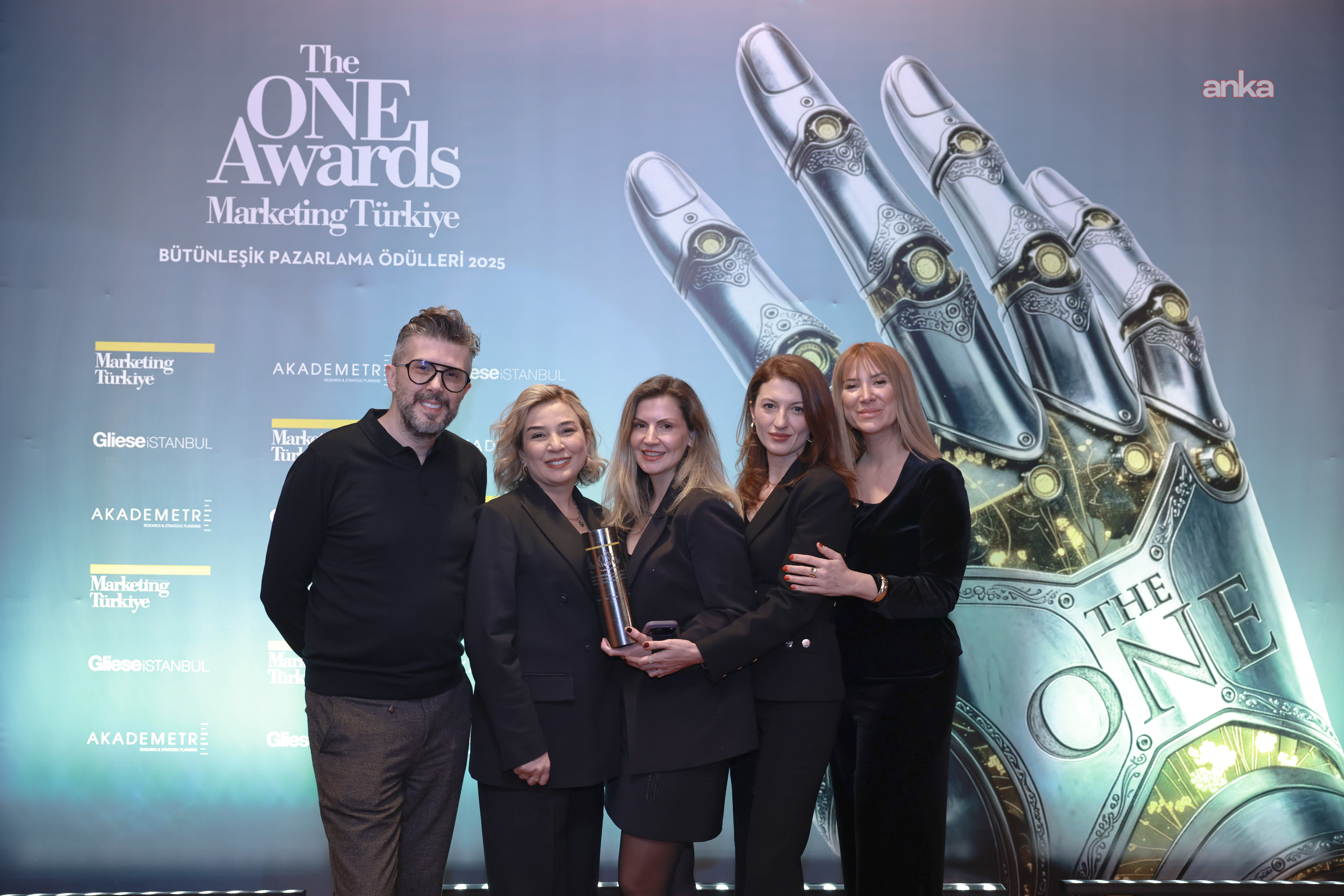 Orzax, The ONE Awards’ta dördüncü kez “Yılın İtibarlı Markası” seçildi