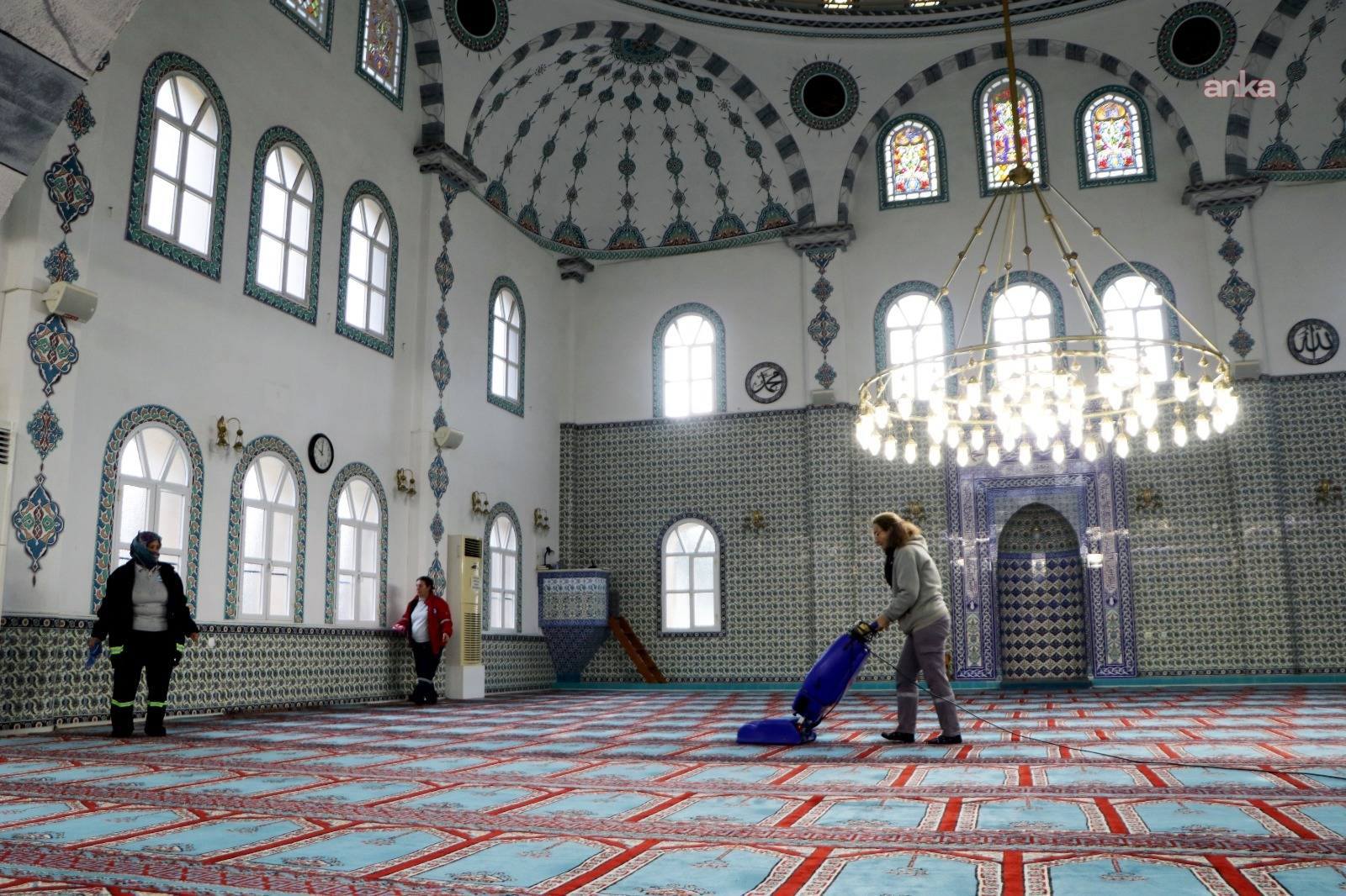Söke Belediyesi’nden ramazan ayı öncesi camilerde temizlik çalışması