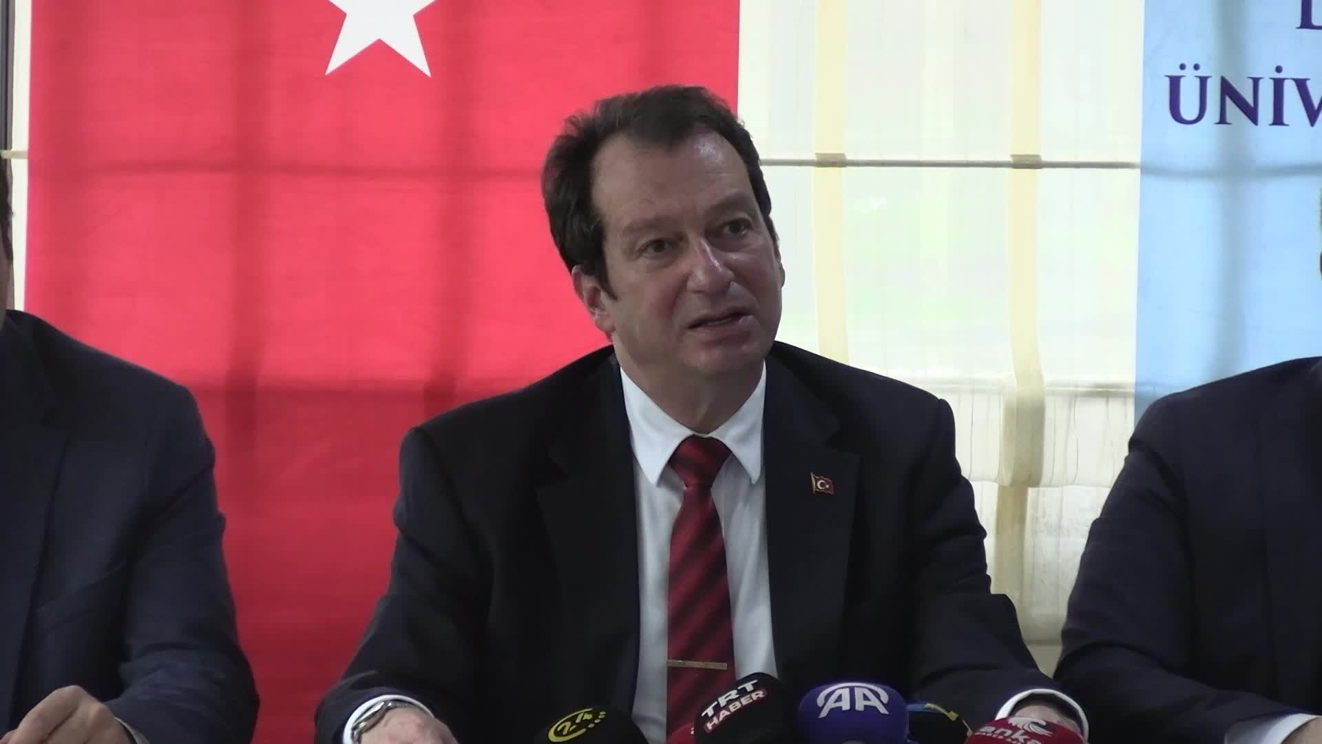 Dicle Üniversitesi Rektörü Eronat: Bazı doktorlar hüküm giydi, bıçak parası bıçak gibi kesildi