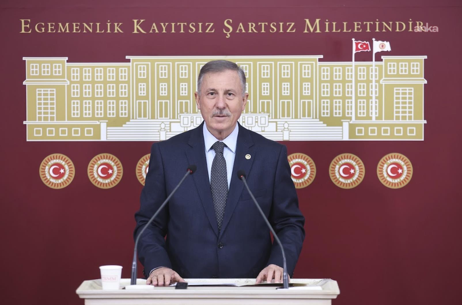Selçuk Özdağ: Akademisyenlerin emeklilik yaşının 72’ye çıkması hususunda TBMM’ye kanun teklifimizi sunduk