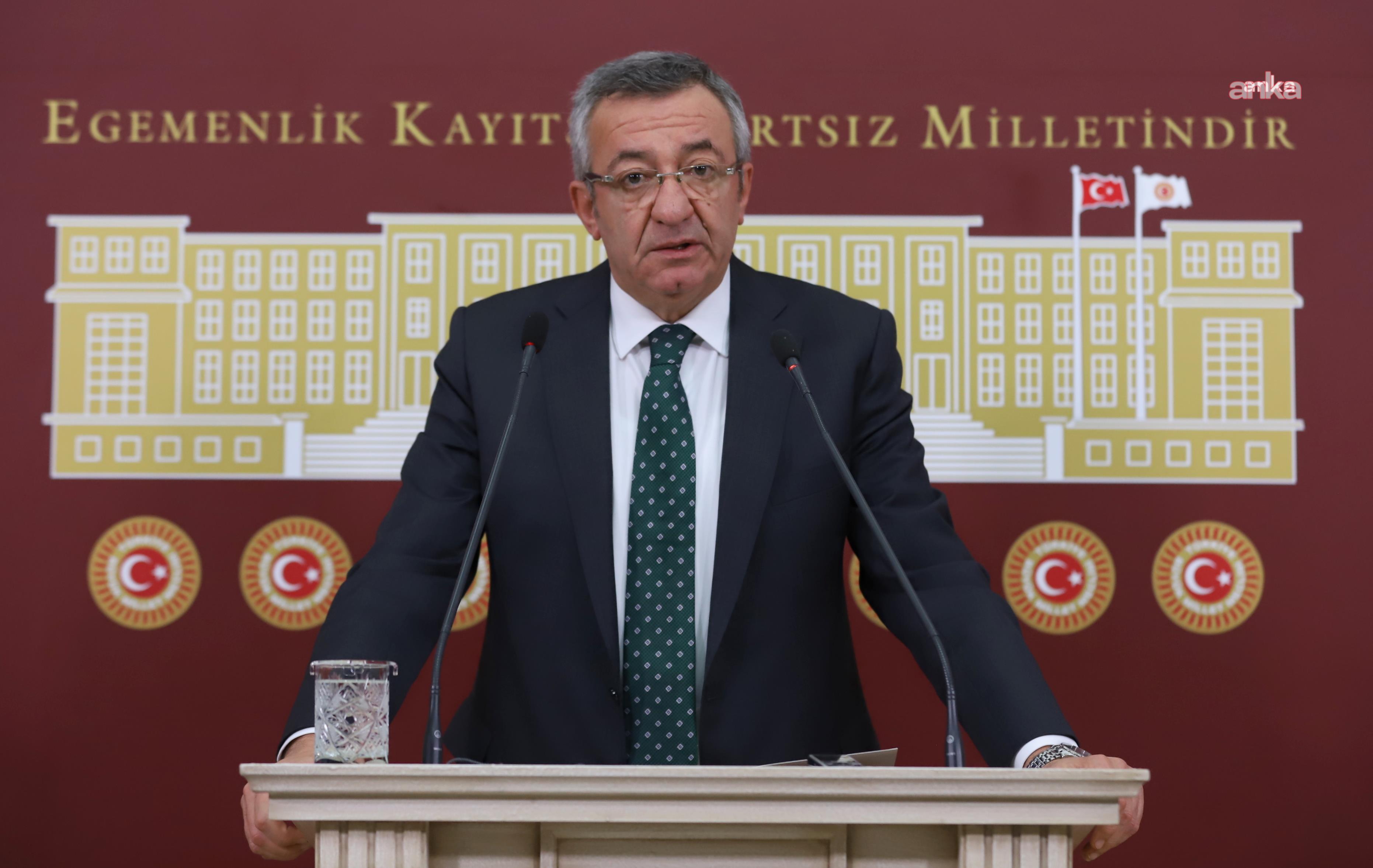 CHP'li Engin Altay memur emeklileri için kanun teklifini Meclis Başkanlığı'na sundu: "Memur emeklisine 22 bin 157 lira seyyanen zam haktır"