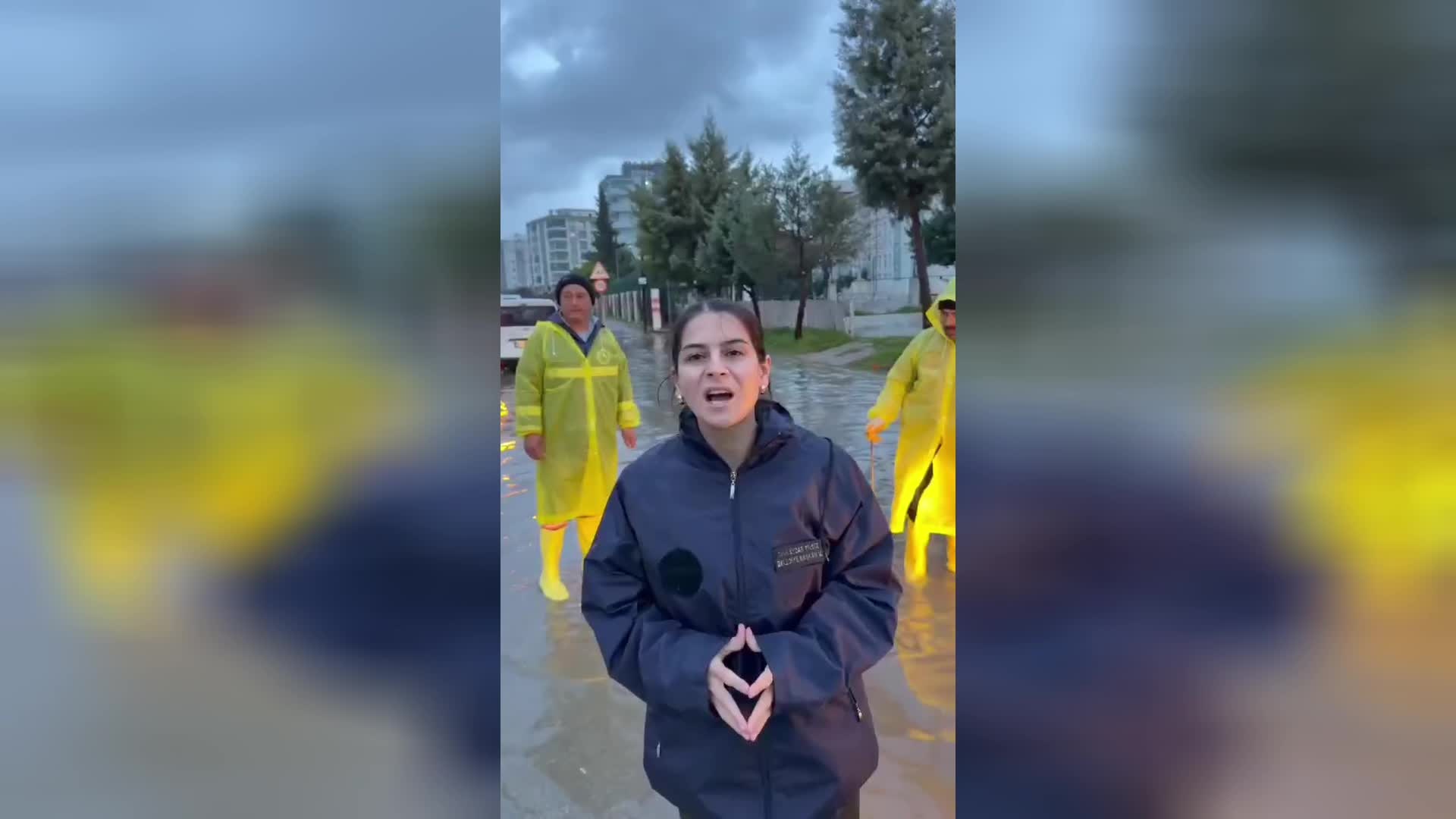 Ceyhan Belediyesi'nden yoğun yağış mesaisi