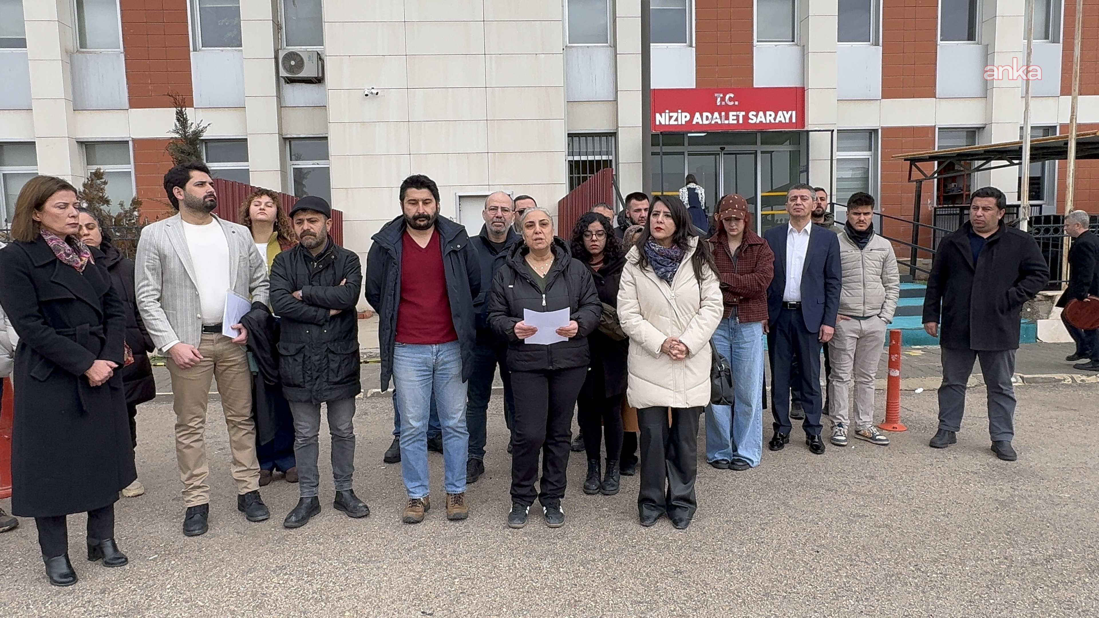 Depremde yıkılan Furkan Apartmanı davası... Mağdur aileler: "Biz merhamet değil, adalet istiyoruz"